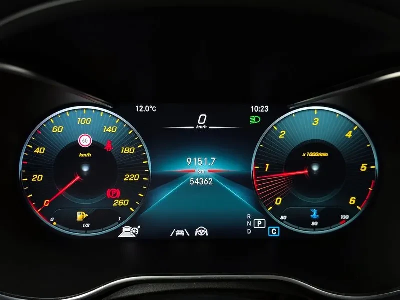 Mercedes-Benz C 220 d, снимка 8 - Автомобили и джипове - 54287266