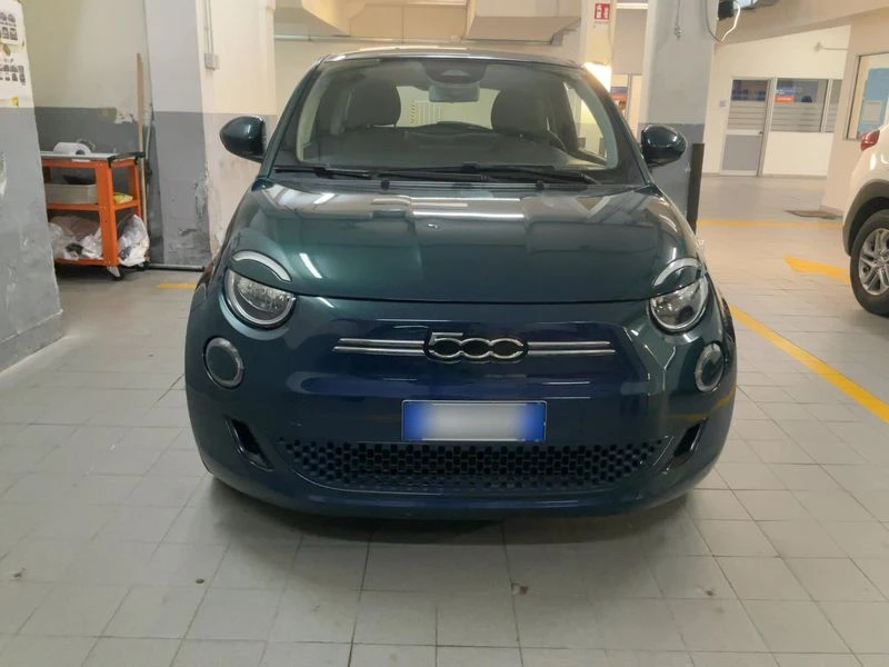 Fiat 500e 87 kW ICON 3/4 врати, снимка 7 - Автомобили и джипове - 54421722