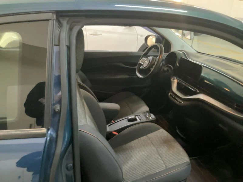 Fiat 500e 87 kW ICON 3/4 врати, снимка 10 - Автомобили и джипове - 54421722