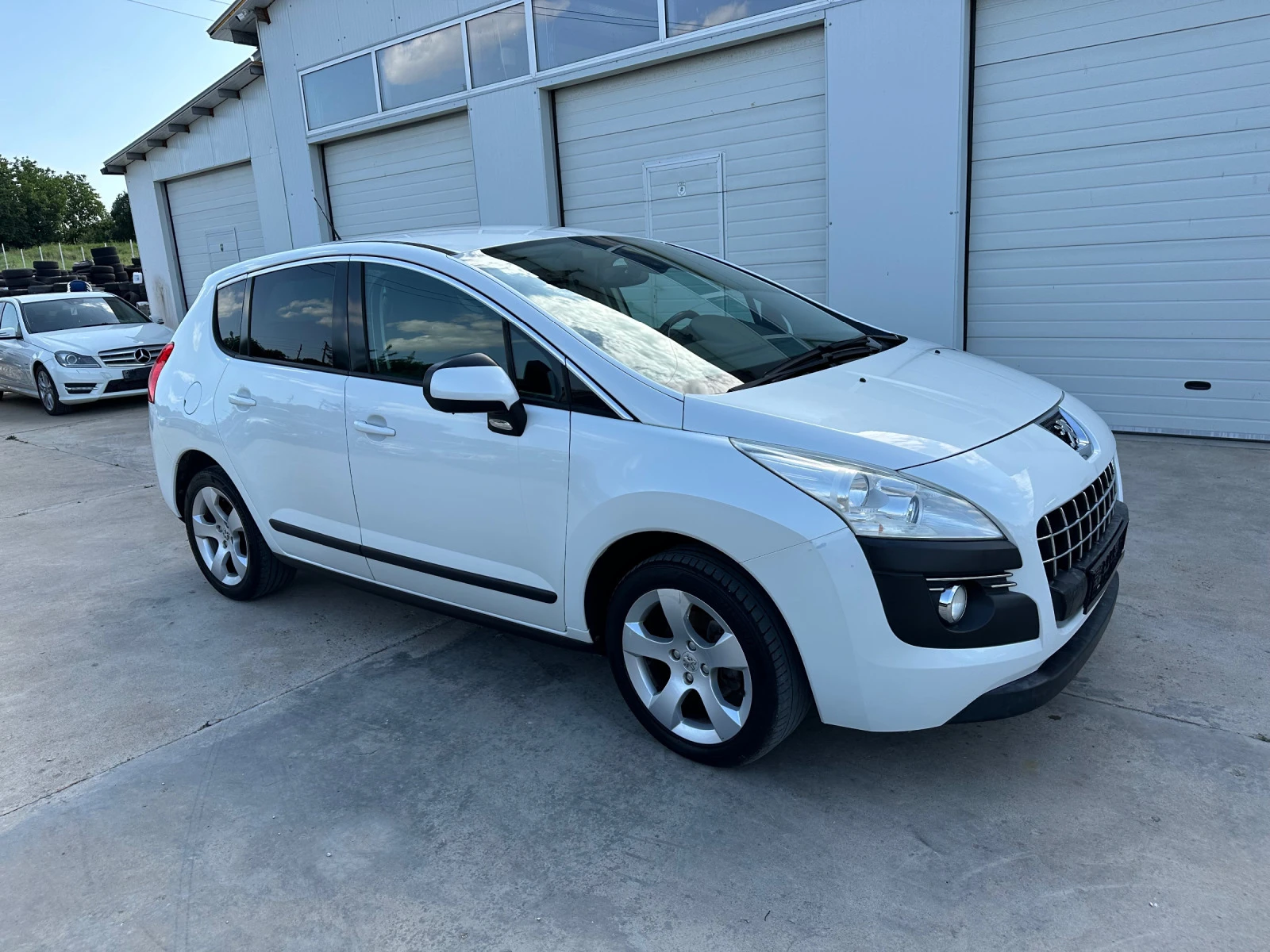 Peugeot 3008 1.6hdi 112k.c* Navi* * UNIKAT*  | Mobile.bg   13