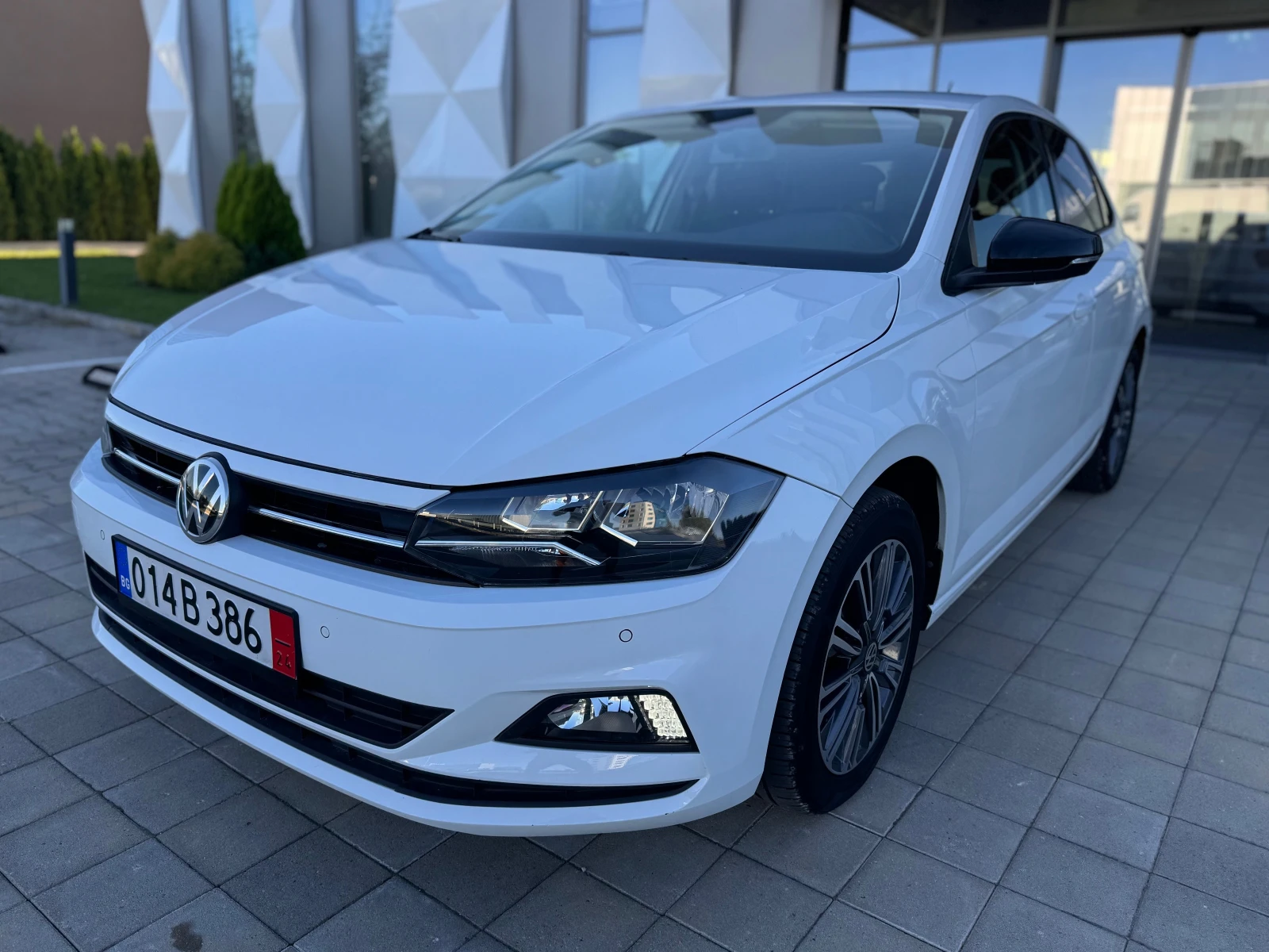 VW Polo NAVI LED DISTRONIC  60000км!!! EURO6 FULL - изображение 4