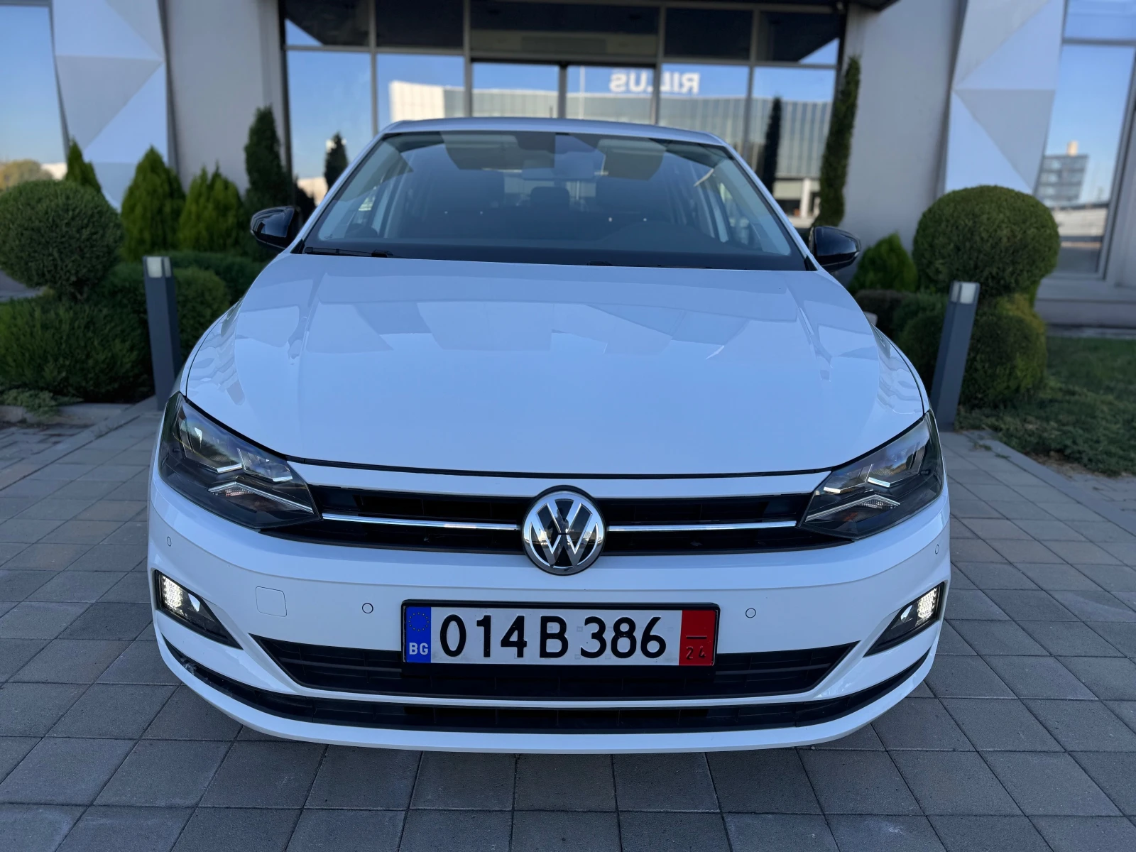 VW Polo NAVI LED DISTRONIC  60000км!!! EURO6 FULL - изображение 3