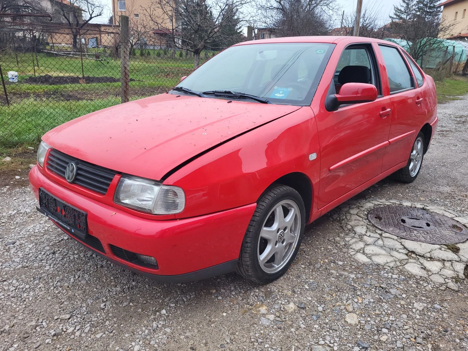 VW Polo 1.4 МПИ Германия климатик 48000км - изображение 2