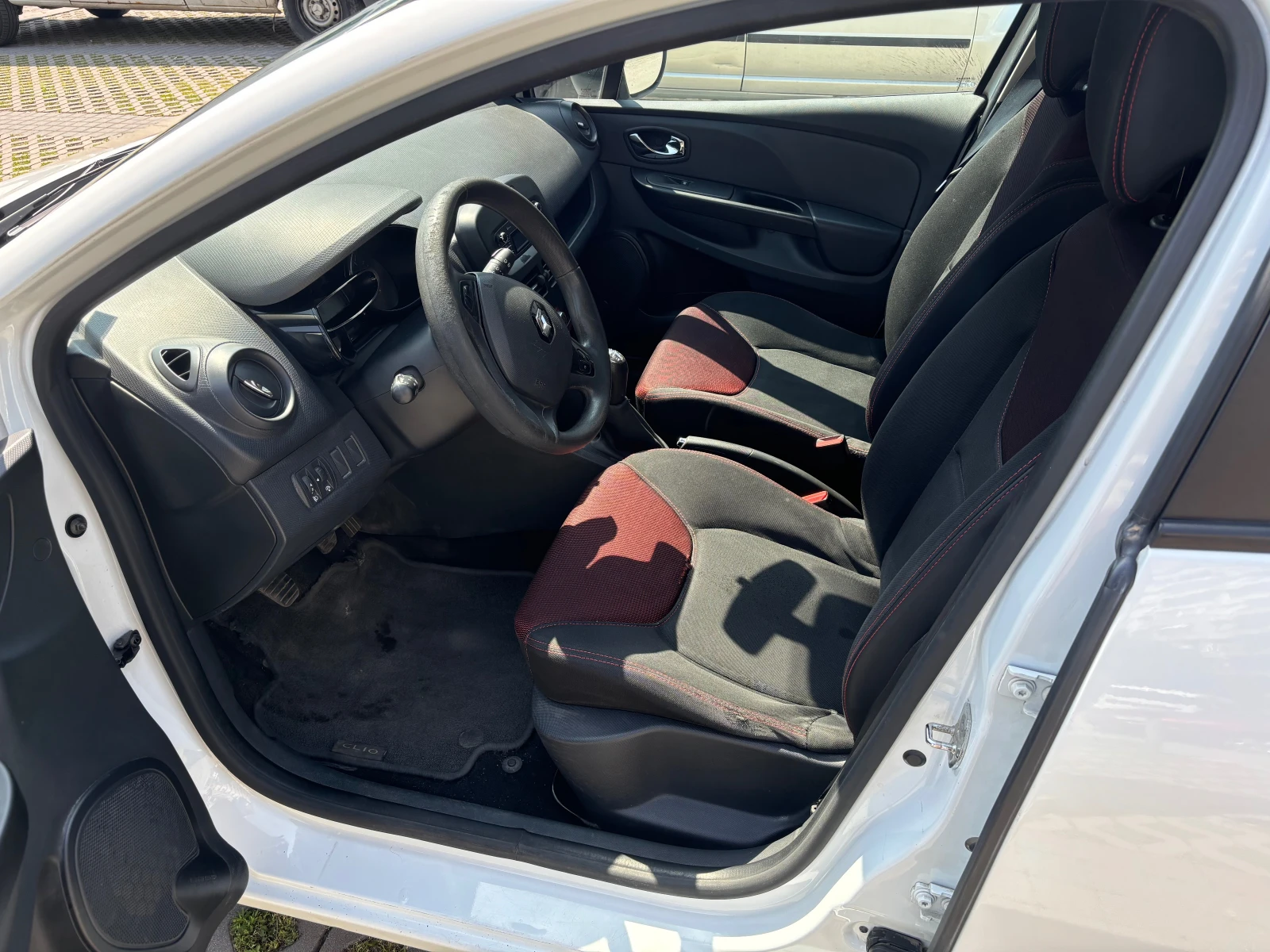 Renault Clio  - изображение 10