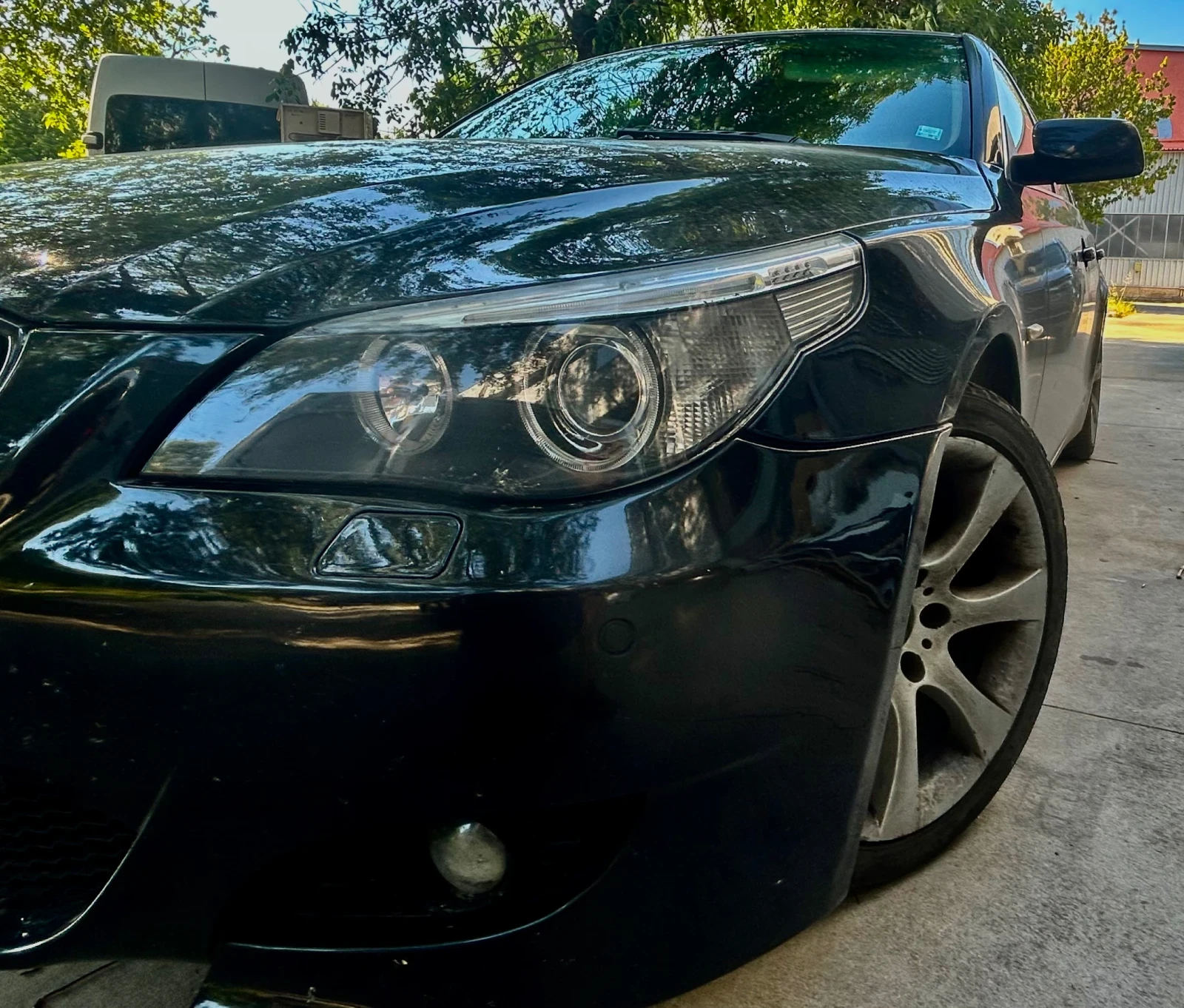 BMW 520  - изображение 9