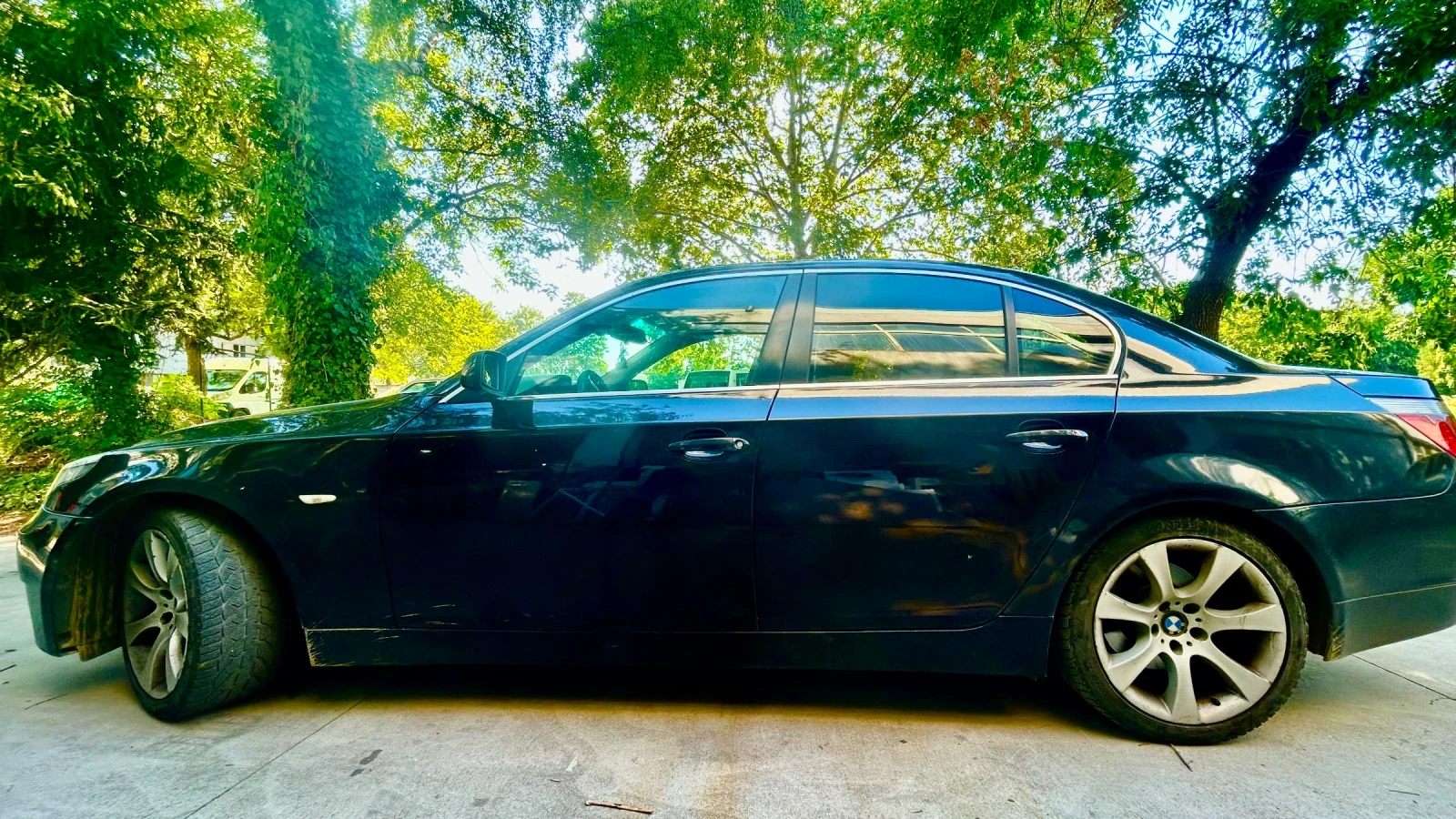 BMW 520  - изображение 2