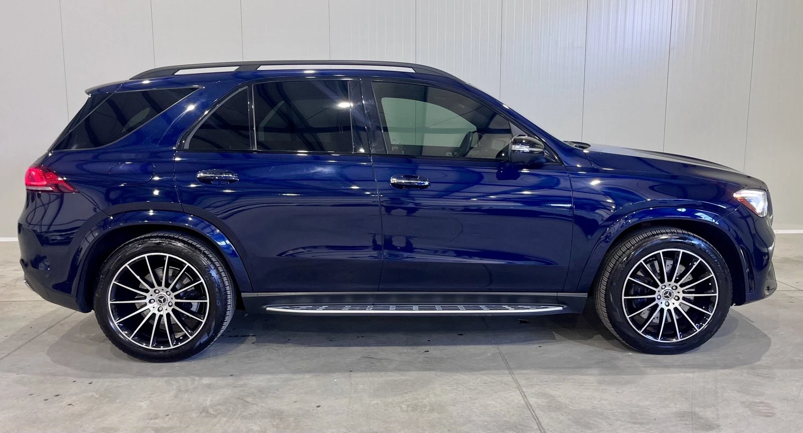 Mercedes-Benz GLE 450 4M AMG Night Package - изображение 6