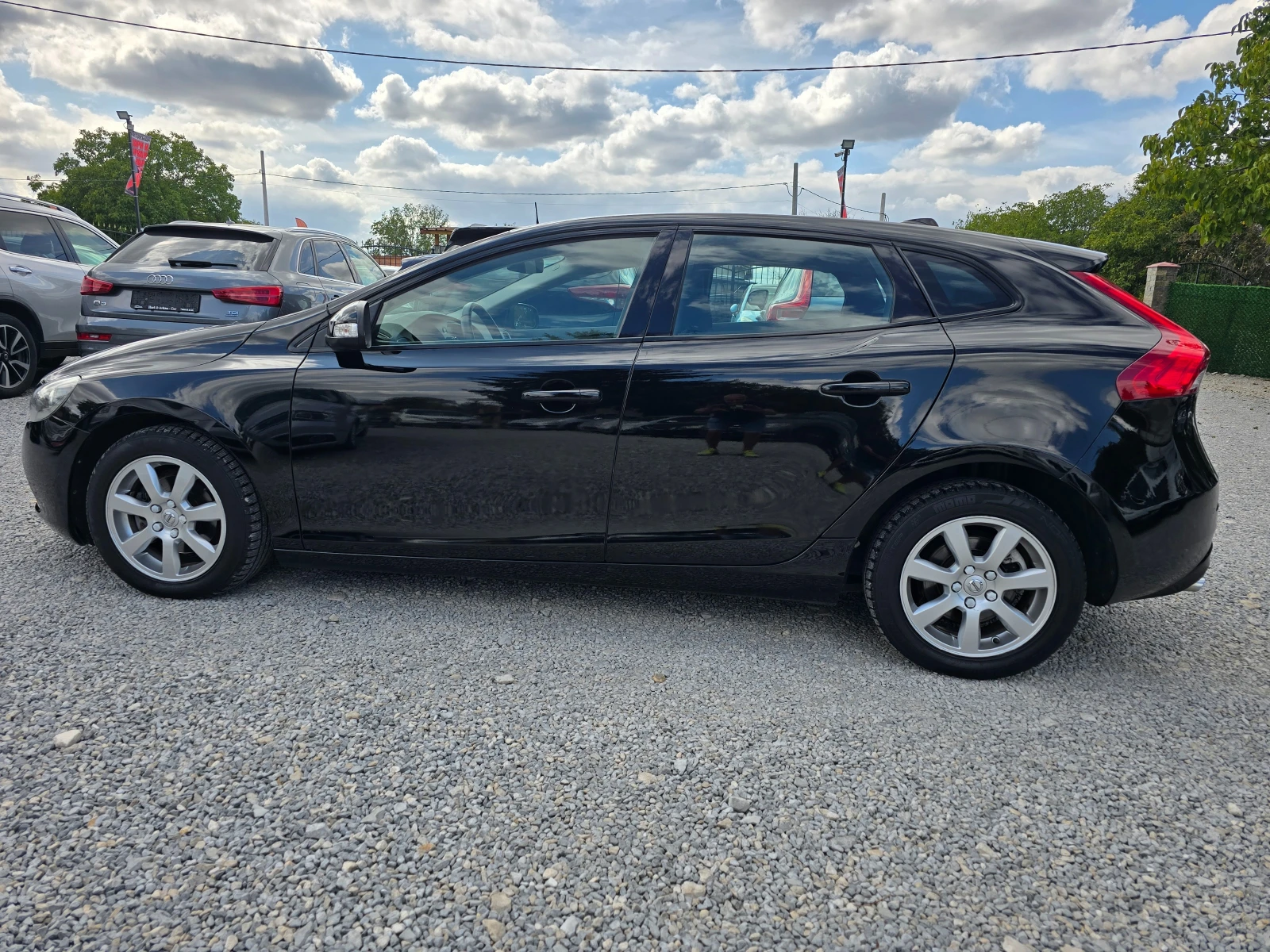 Volvo V40 2.0D2-FACE-ЕВРО 6В-НАВИГАЦИЯ-6 СКОРОСТИ - изображение 3