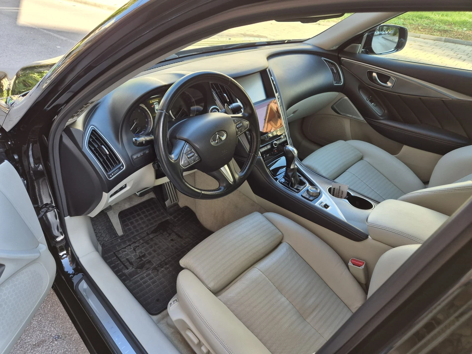 Infiniti Q50 3.5 Hybrid AWD - изображение 8