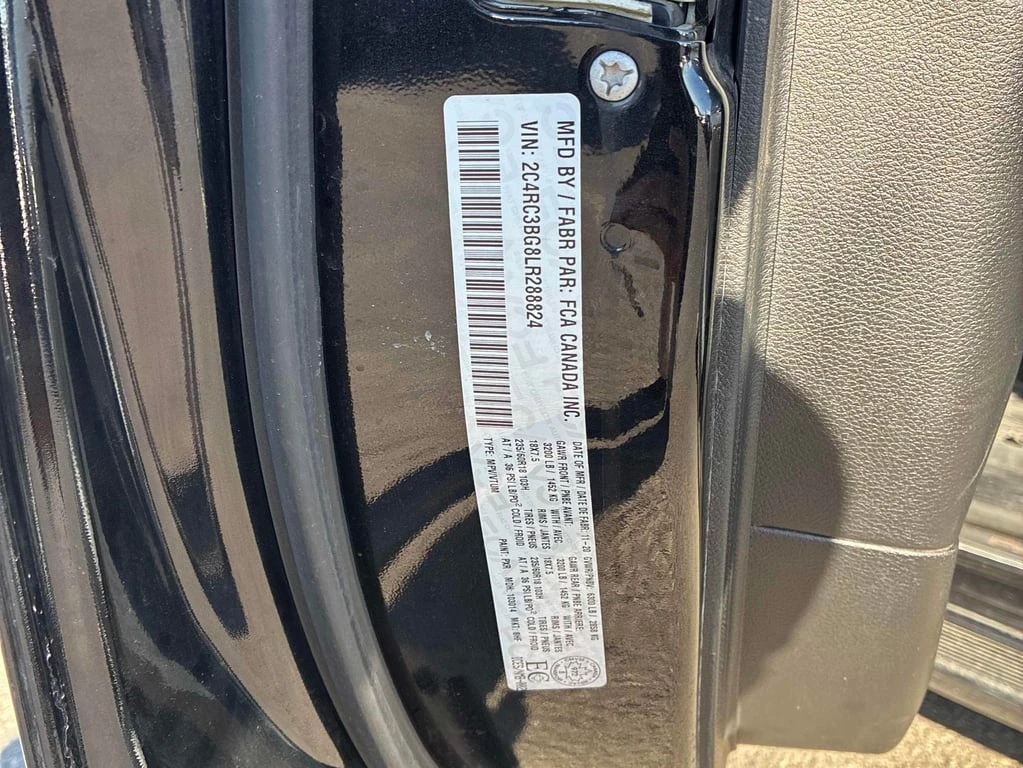 Chrysler Pacifica * Launch Edition * CARFAX *    | Mobile.bg   10