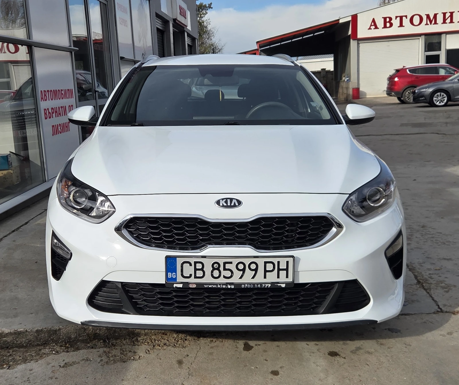 Kia Ceed 89 000km. 1.6 CRDi (115 Hp) - изображение 2