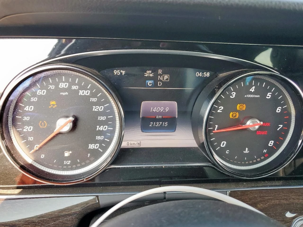 Mercedes-Benz E 300  - изображение 9