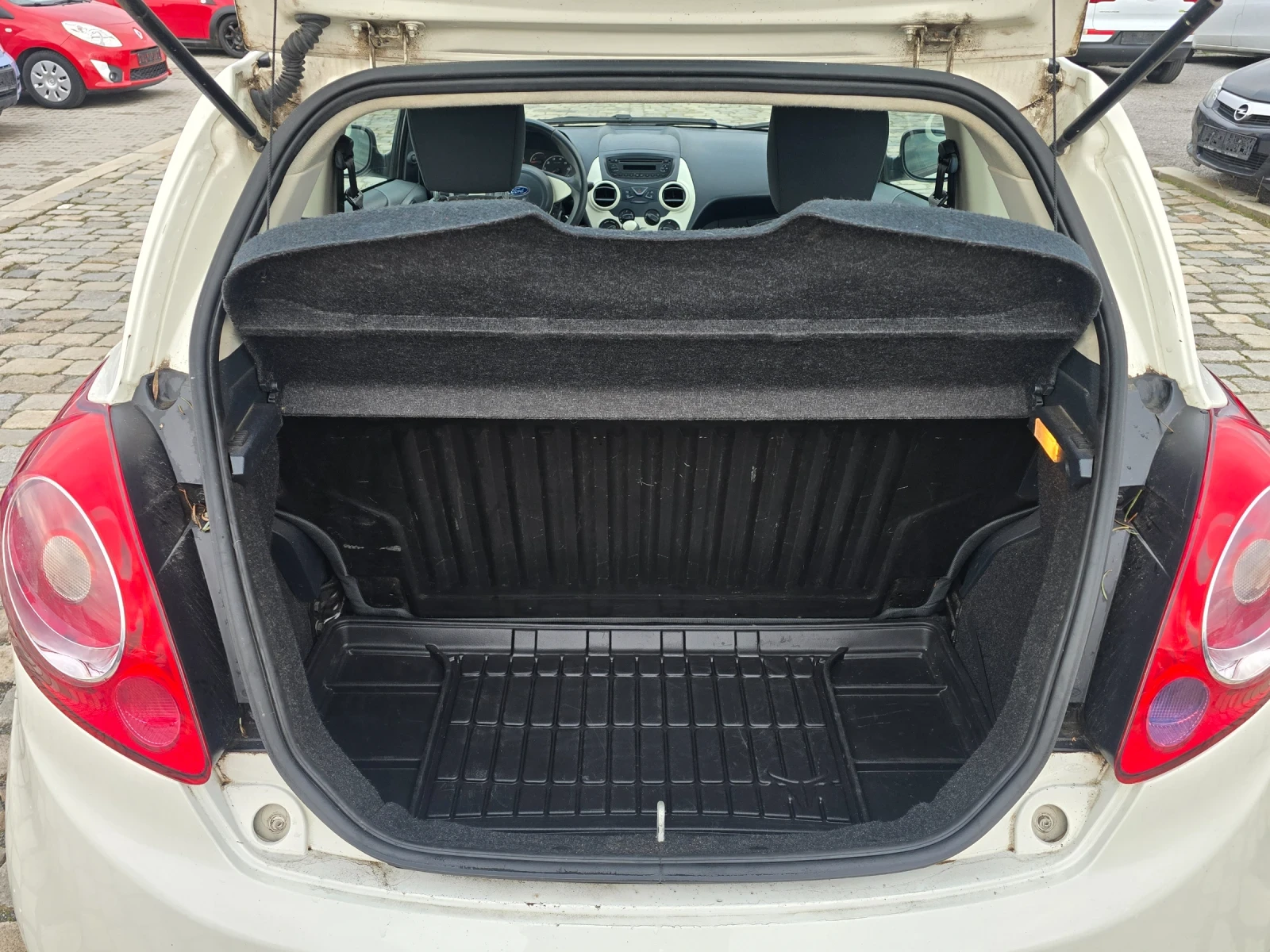 Ford Ka 1.25i 2013година ЕВРО 5 ВСИЧКО ПЛАТЕНО - изображение 9