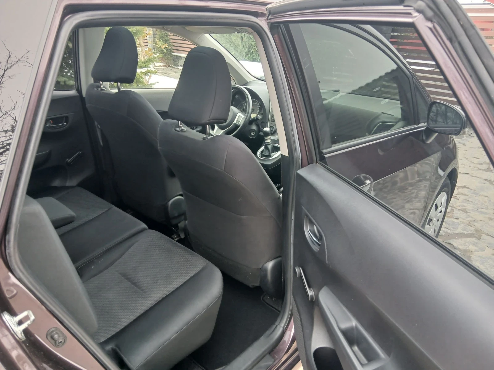 Toyota Verso S  - изображение 10