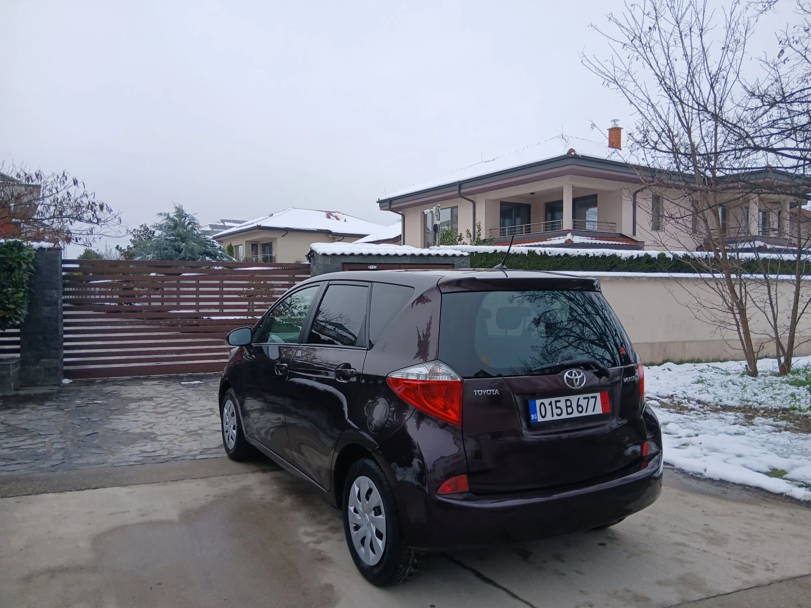 Toyota Verso S  - изображение 6