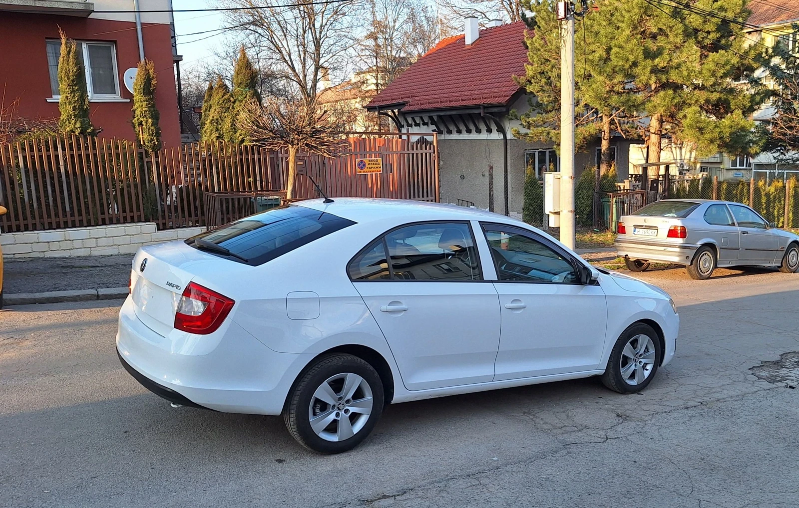Skoda Rapid 1.6 TDI 115к.с. EURO6 Adaptive Cruise Control, снимка 16 - Автомобили и джипове - 53760387