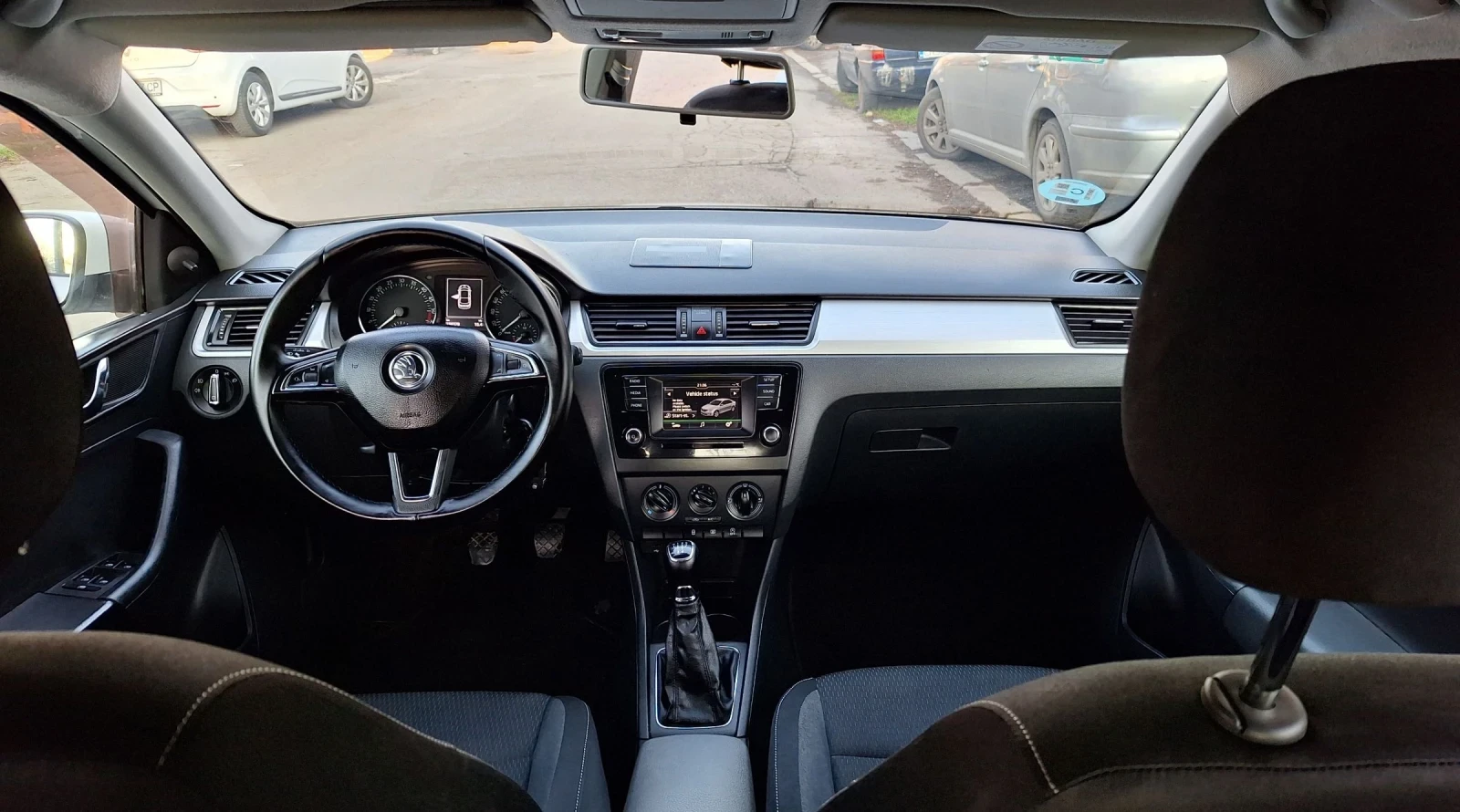 Skoda Rapid 1.6 TDI 115к.с. EURO6 Adaptive Cruise Control, снимка 2 - Автомобили и джипове - 53760387