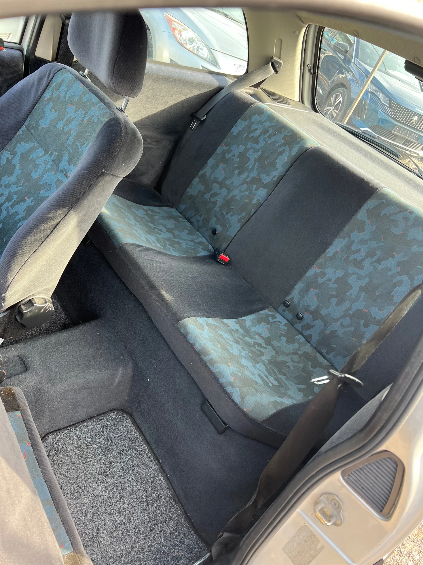 Opel Corsa 1.2i КЛИМАТИК/4 ЦИЛИНДЪРА, снимка 8 - Автомобили и джипове - 53904165