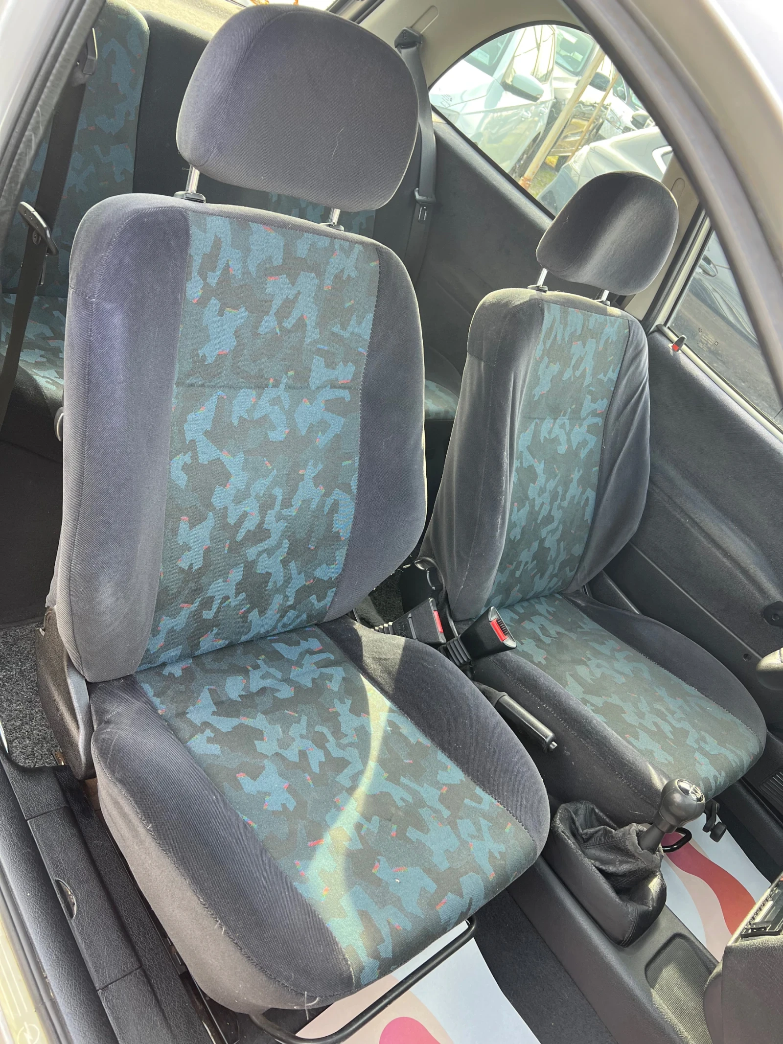 Opel Corsa 1.2i КЛИМАТИК/4 ЦИЛИНДЪРА, снимка 7 - Автомобили и джипове - 53904165