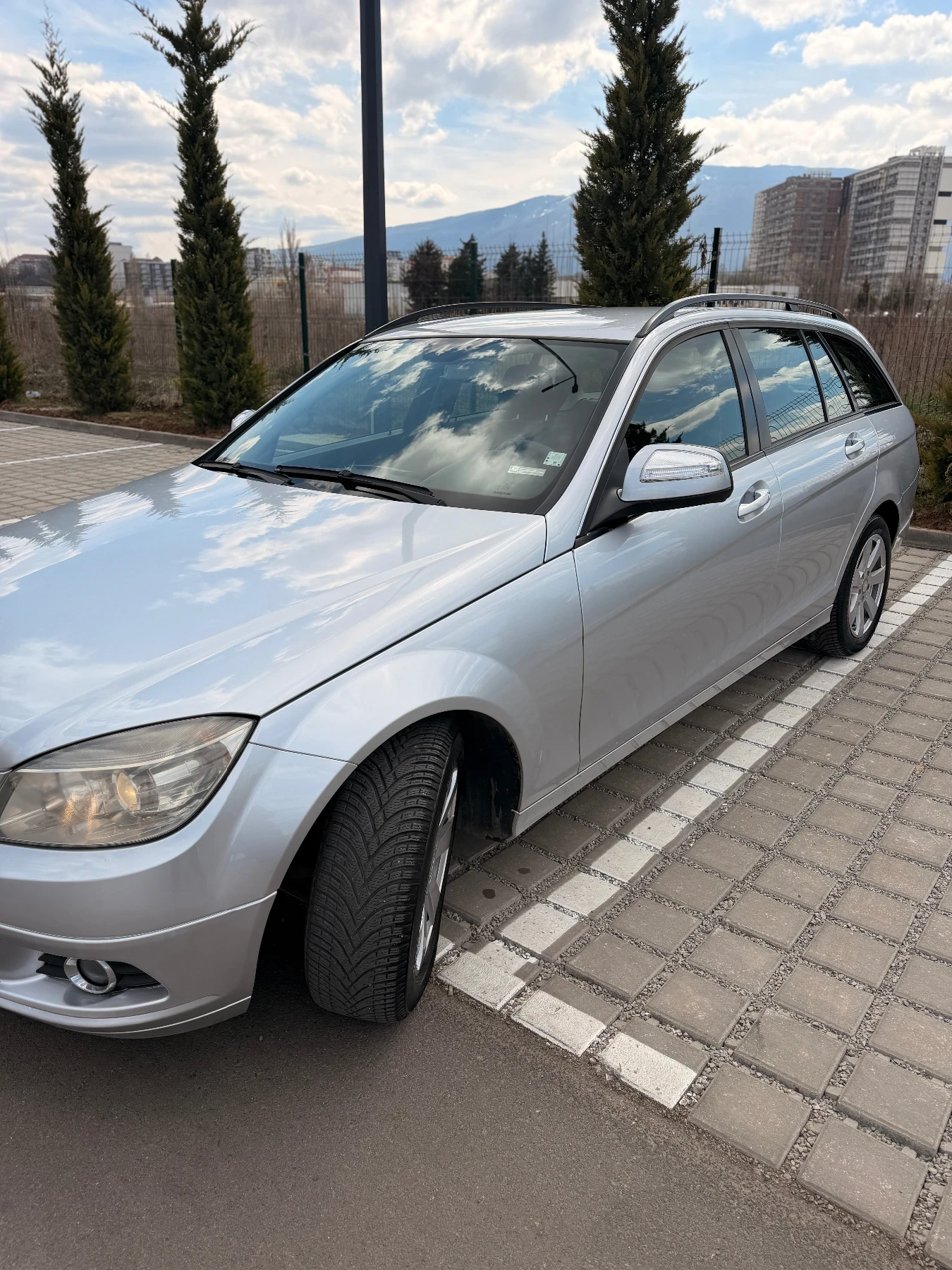 Mercedes-Benz C 200, снимка 4 - Автомобили и джипове - 53986154