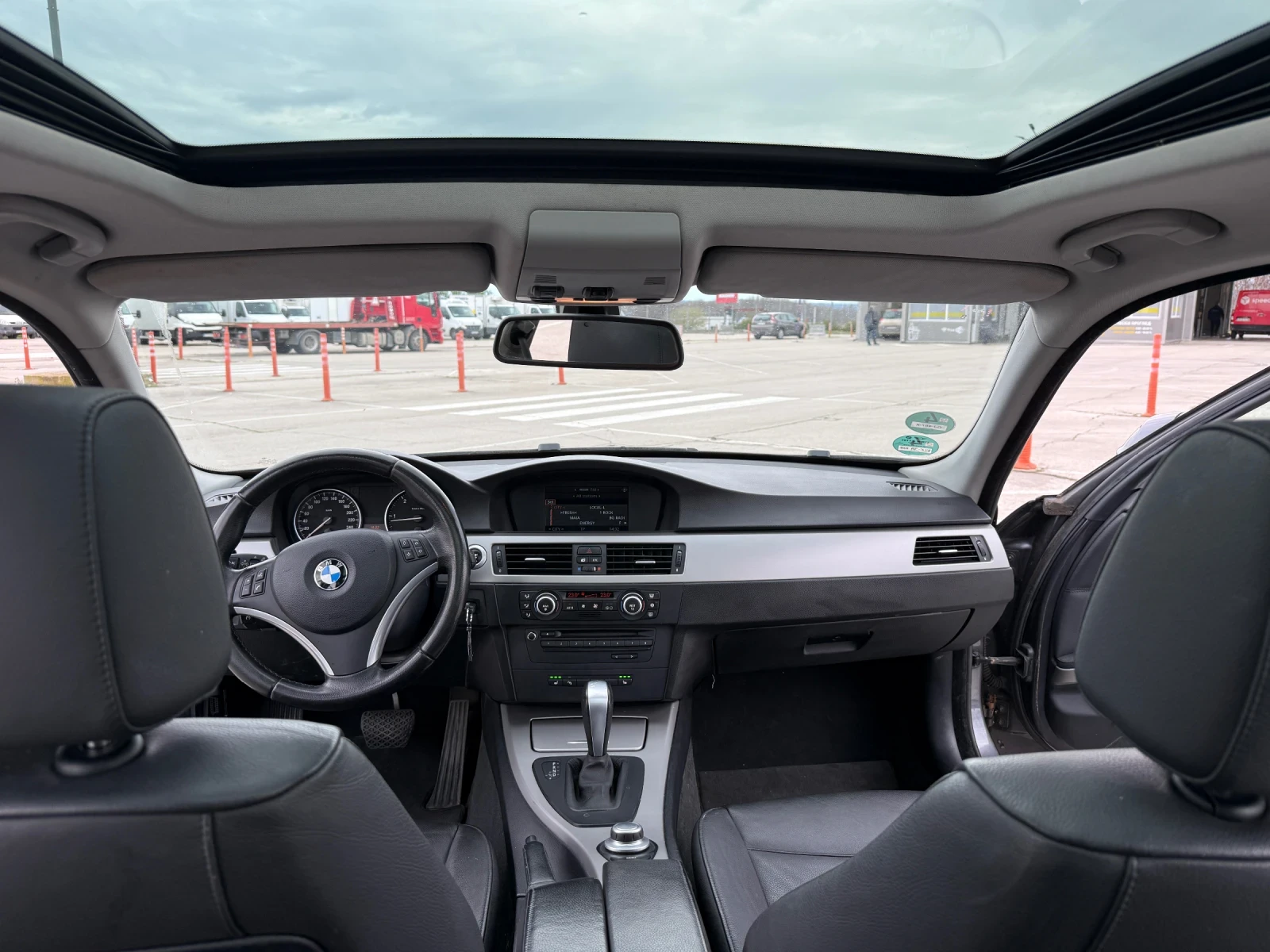 BMW 320 2.0Diesel 163 Панорама, снимка 8 - Автомобили и джипове - 54156172