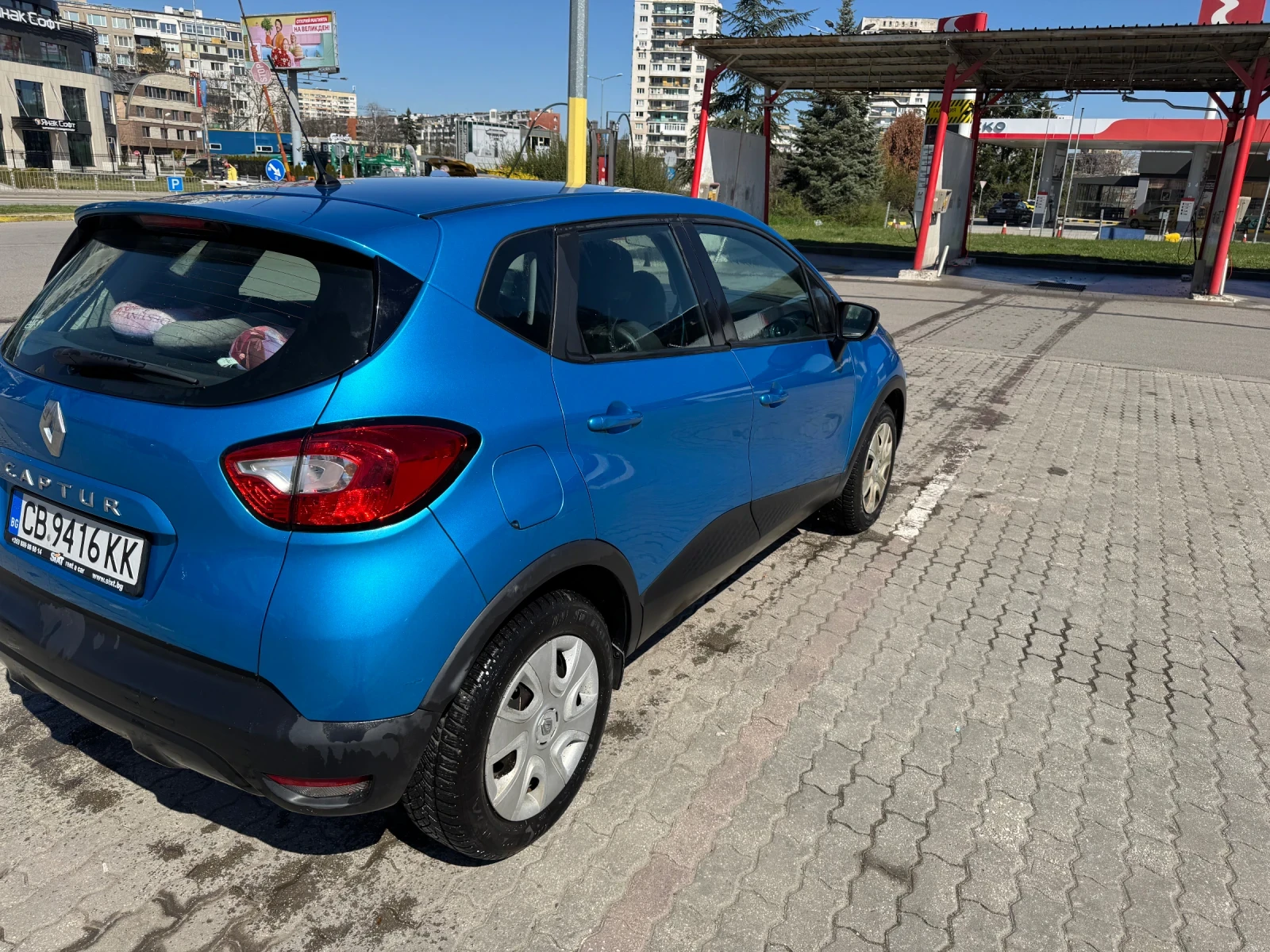Renault Captur, снимка 6 - Автомобили и джипове - 54179080