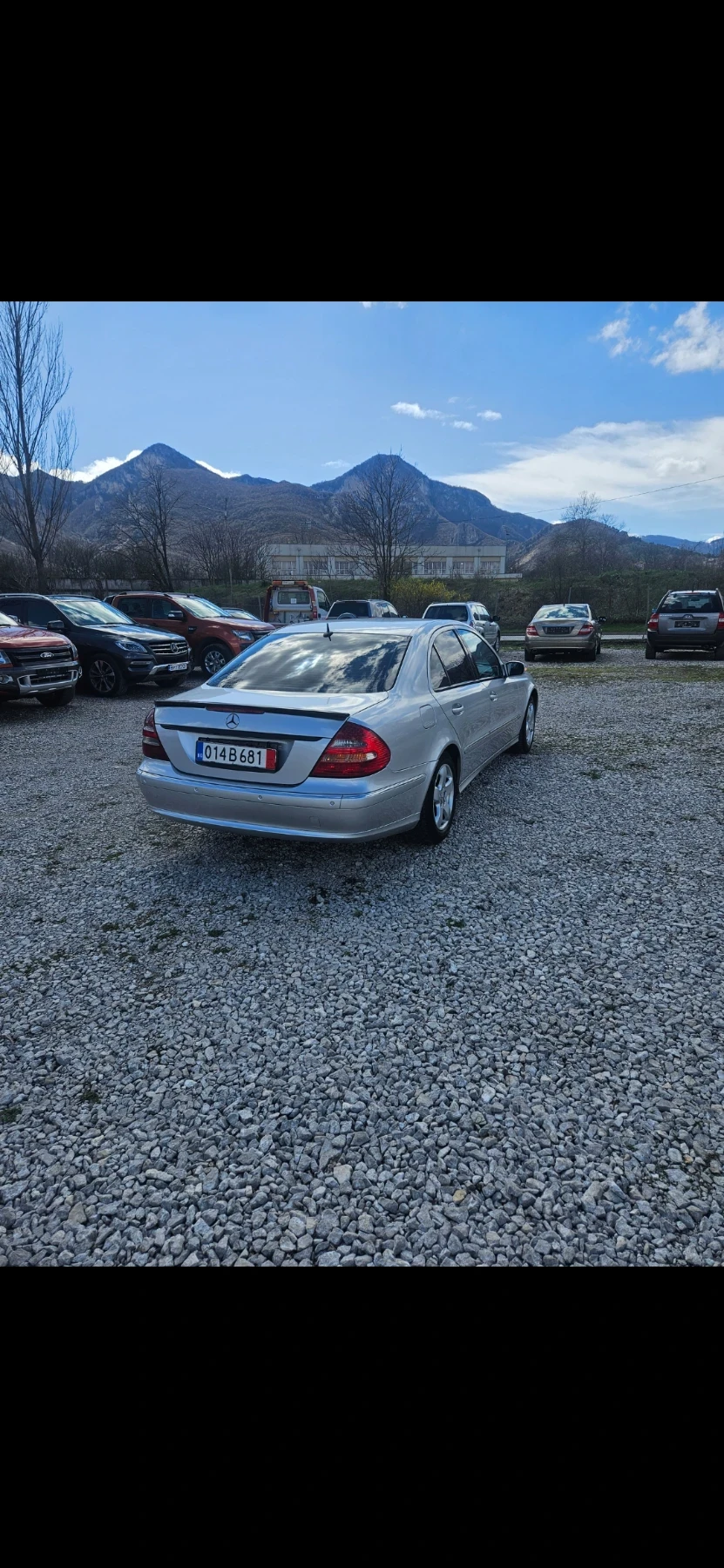 Mercedes-Benz E 220 Avangard, снимка 4 - Автомобили и джипове - 54340678