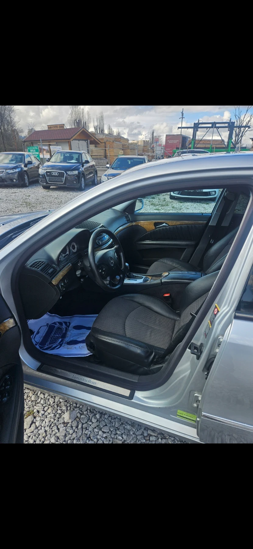 Mercedes-Benz E 220 Avangard, снимка 9 - Автомобили и джипове - 54340678