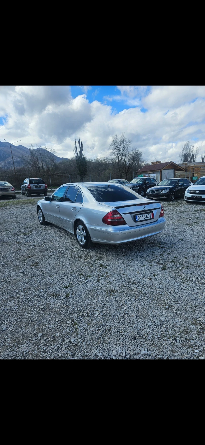 Mercedes-Benz E 220 Avangard, снимка 6 - Автомобили и джипове - 54340678