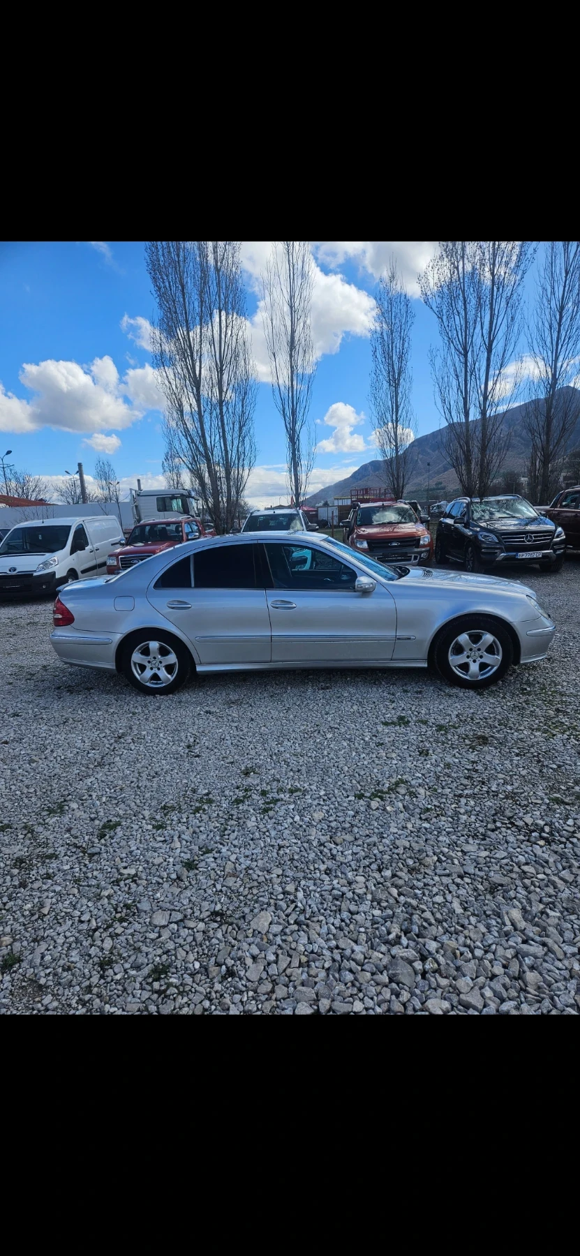 Mercedes-Benz E 220 Avangard, снимка 3 - Автомобили и джипове - 54340678