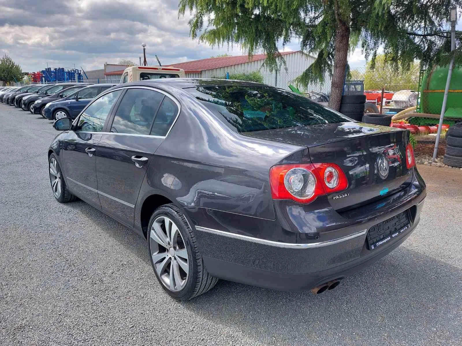 VW Passat 2.0, хайнлайн, 6ск, снимка 8 - Автомобили и джипове - 54387385