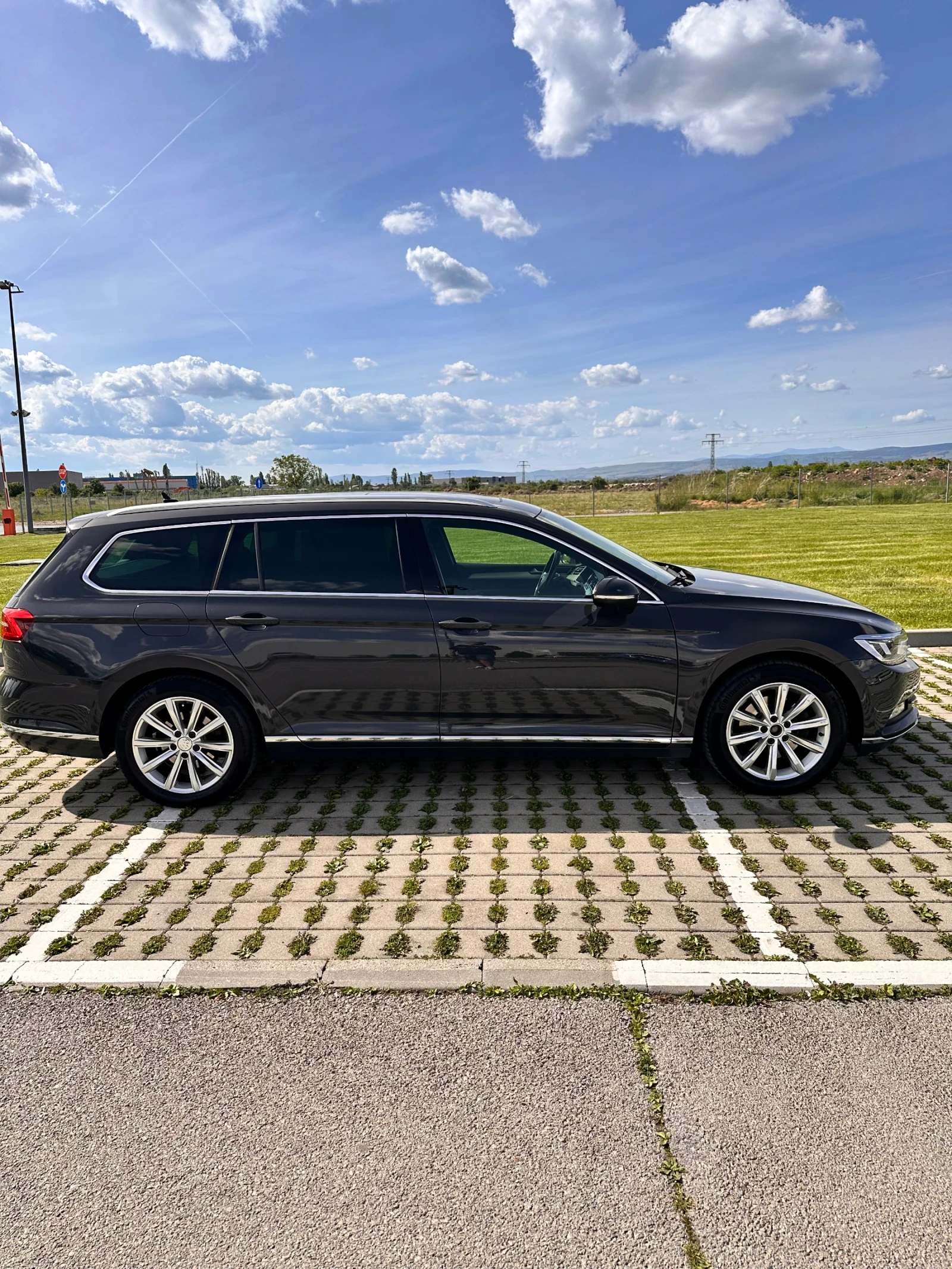 VW Passat, снимка 4 - Автомобили и джипове - 54702402