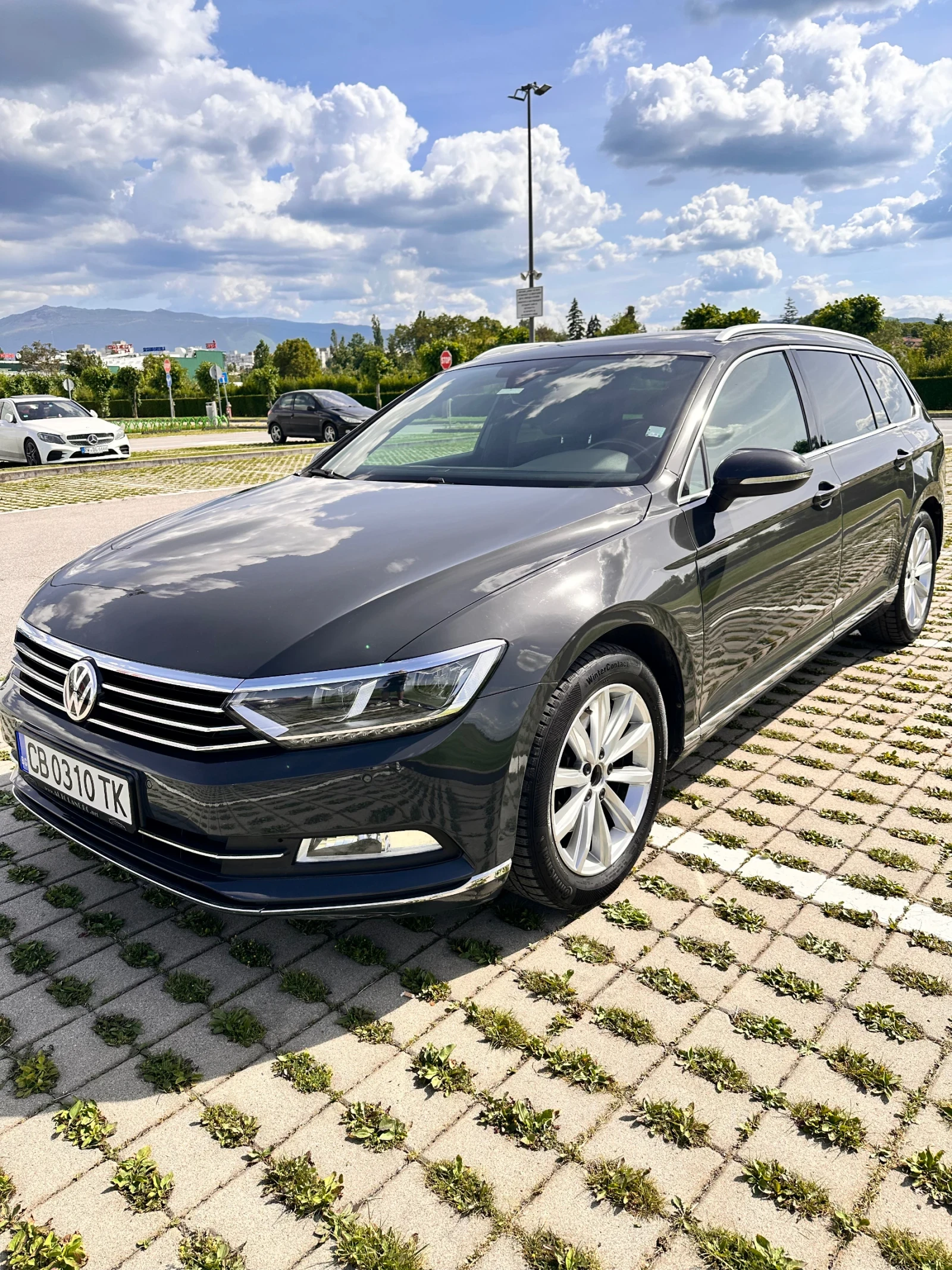 VW Passat