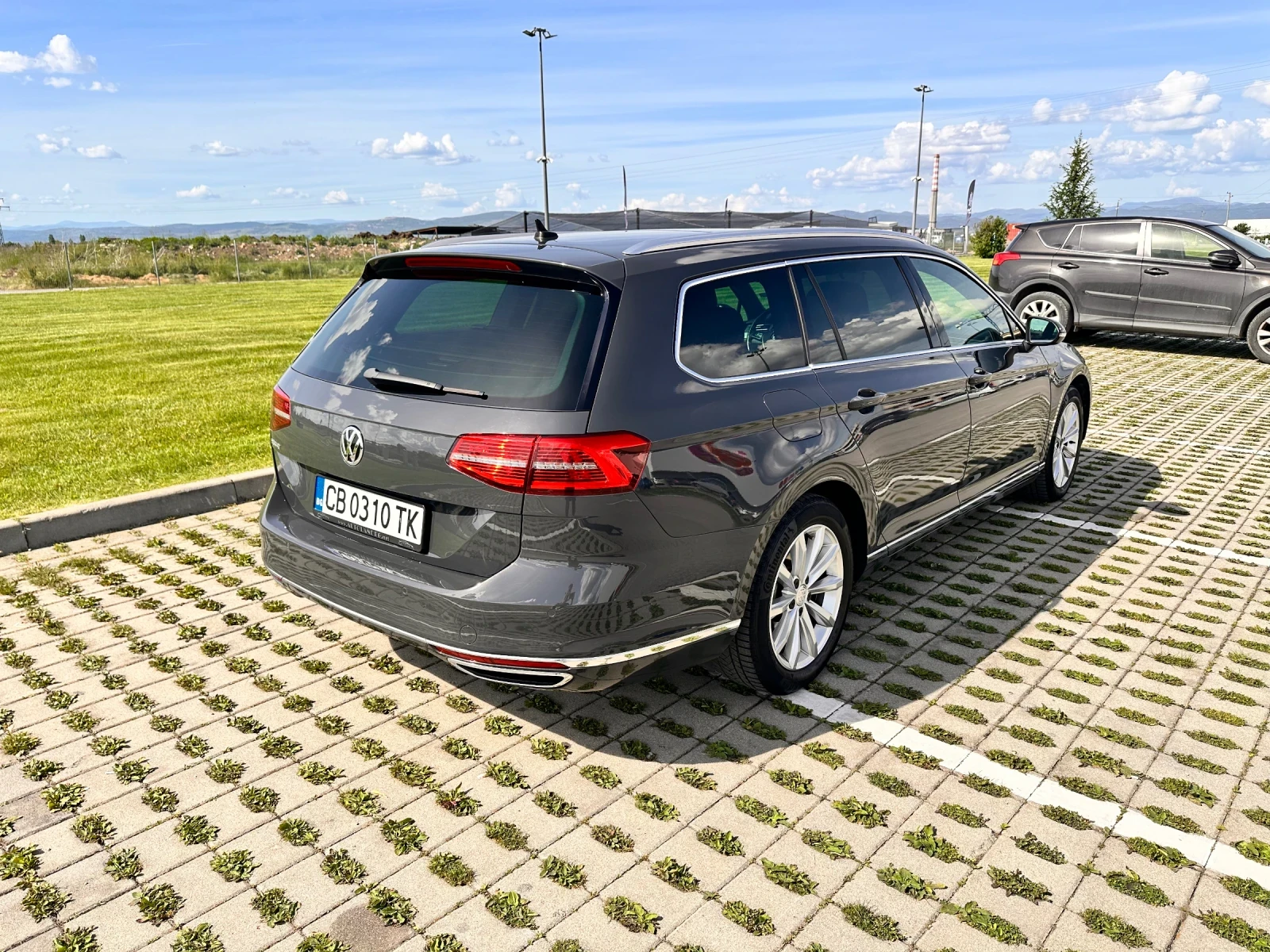 VW Passat, снимка 5 - Автомобили и джипове - 54702402