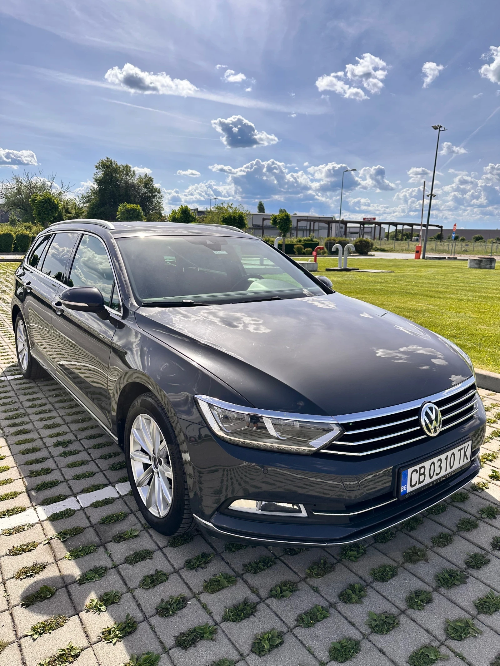 VW Passat, снимка 2 - Автомобили и джипове - 54702402