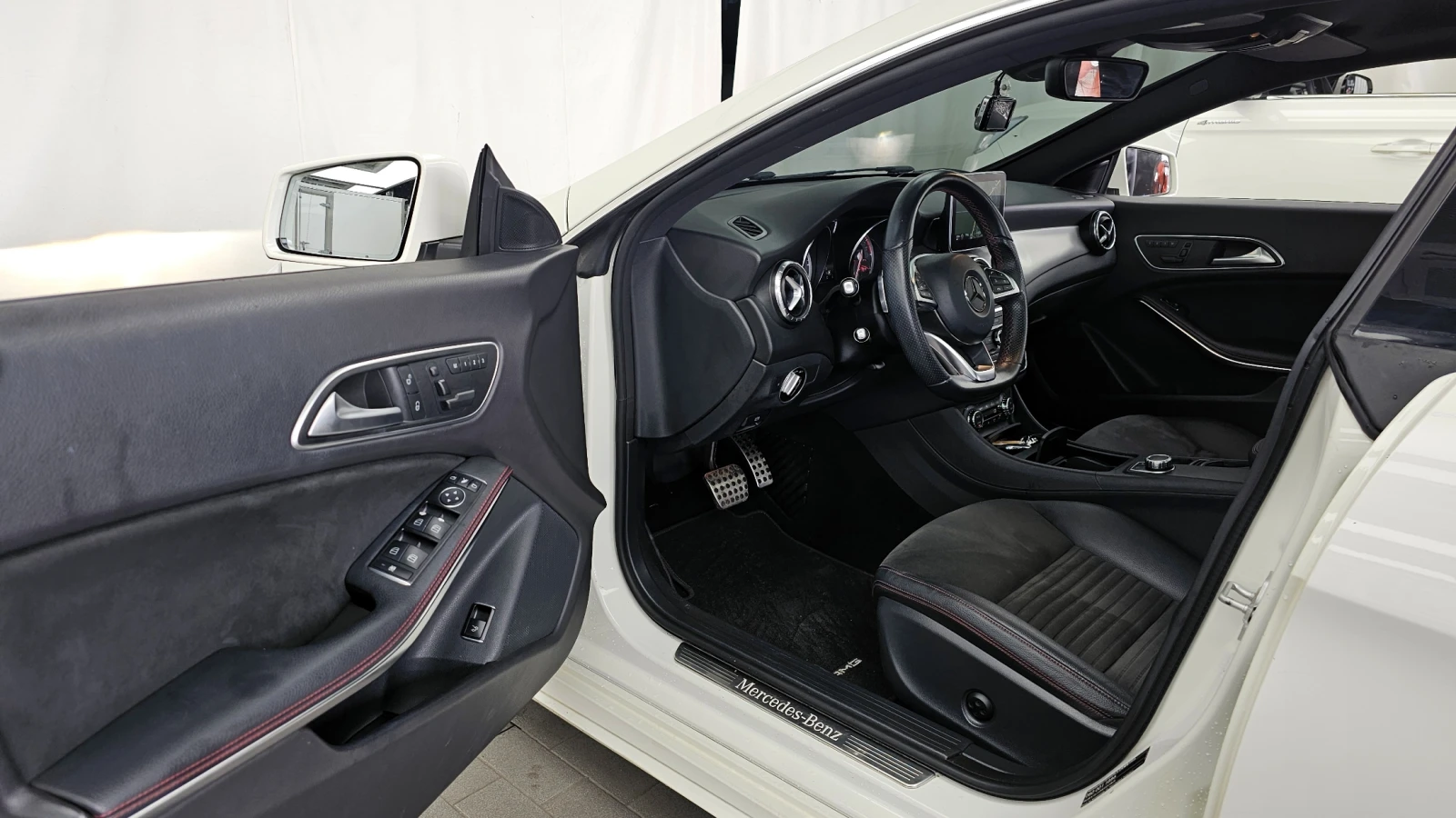 Mercedes-Benz CLA 250 !!AMG LINE!! #����� ����������# !�������� | Mobile.bg � ����������� 10