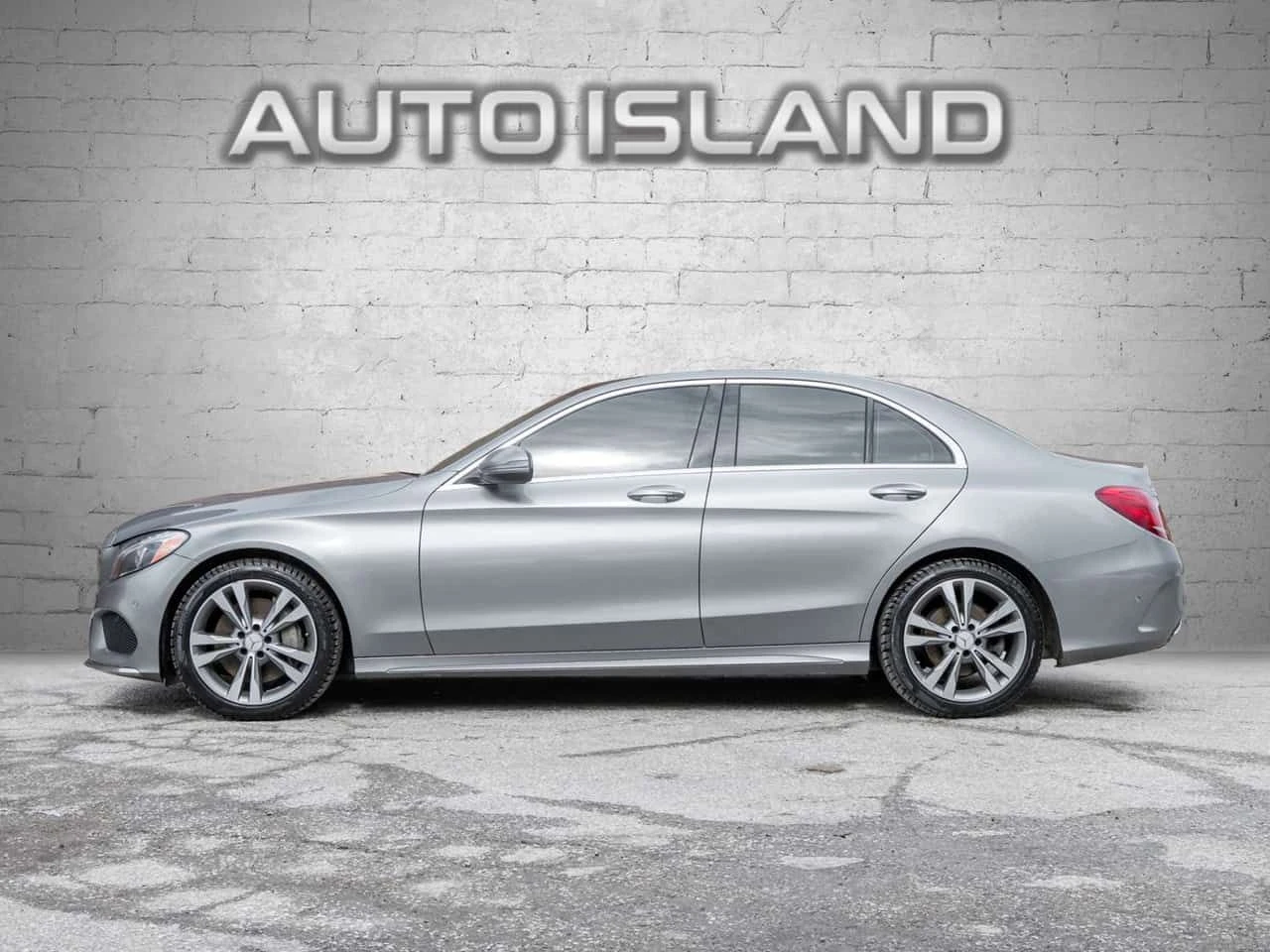 Mercedes-Benz C 300 * C300 Sport Navi Pano RearCam Burmester Sound * C, снимка 3 - Автомобили и джипове - 54918385