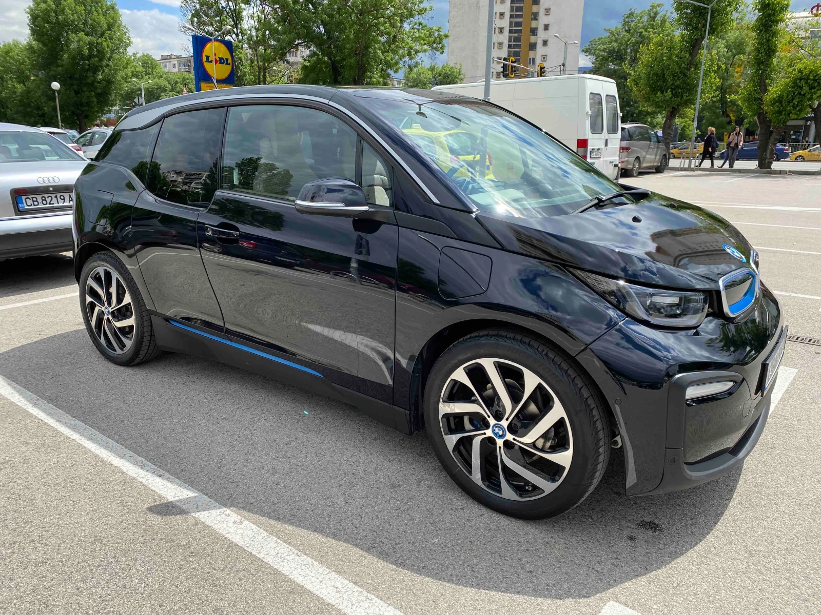 BMW i3 REX 94Ah, снимка 6 - Автомобили и джипове - 55143004