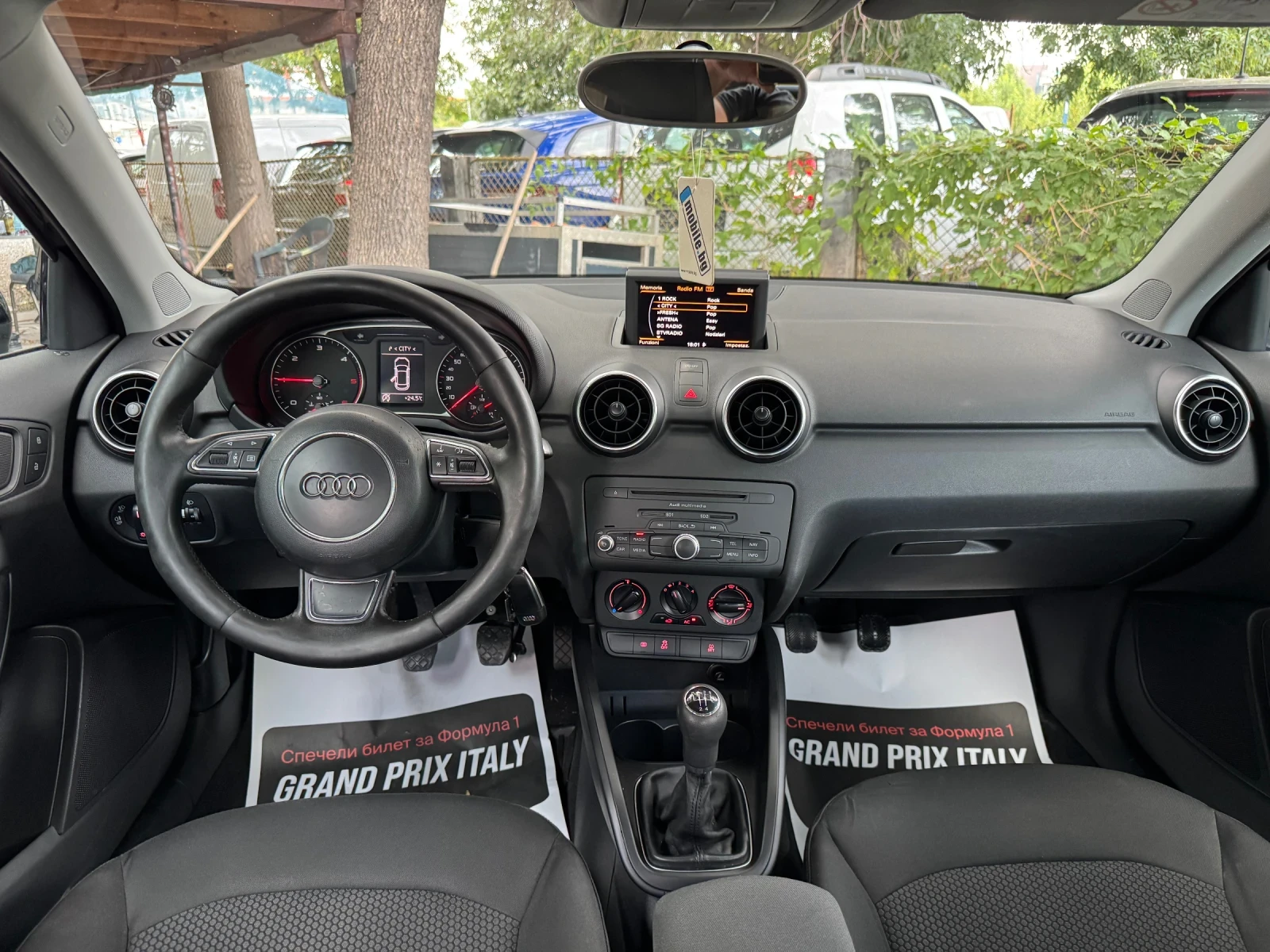 Audi A1 1.6tdi.! NAVI.! УЧЕБЕН !, снимка 10 - Автомобили и джипове - 55398017