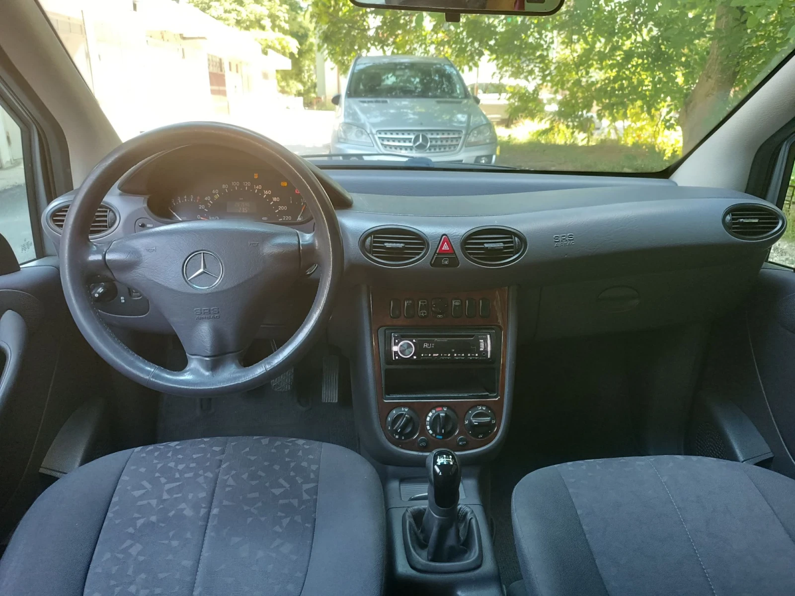Mercedes-Benz A 160, снимка 2 - Автомобили и джипове - 55643288