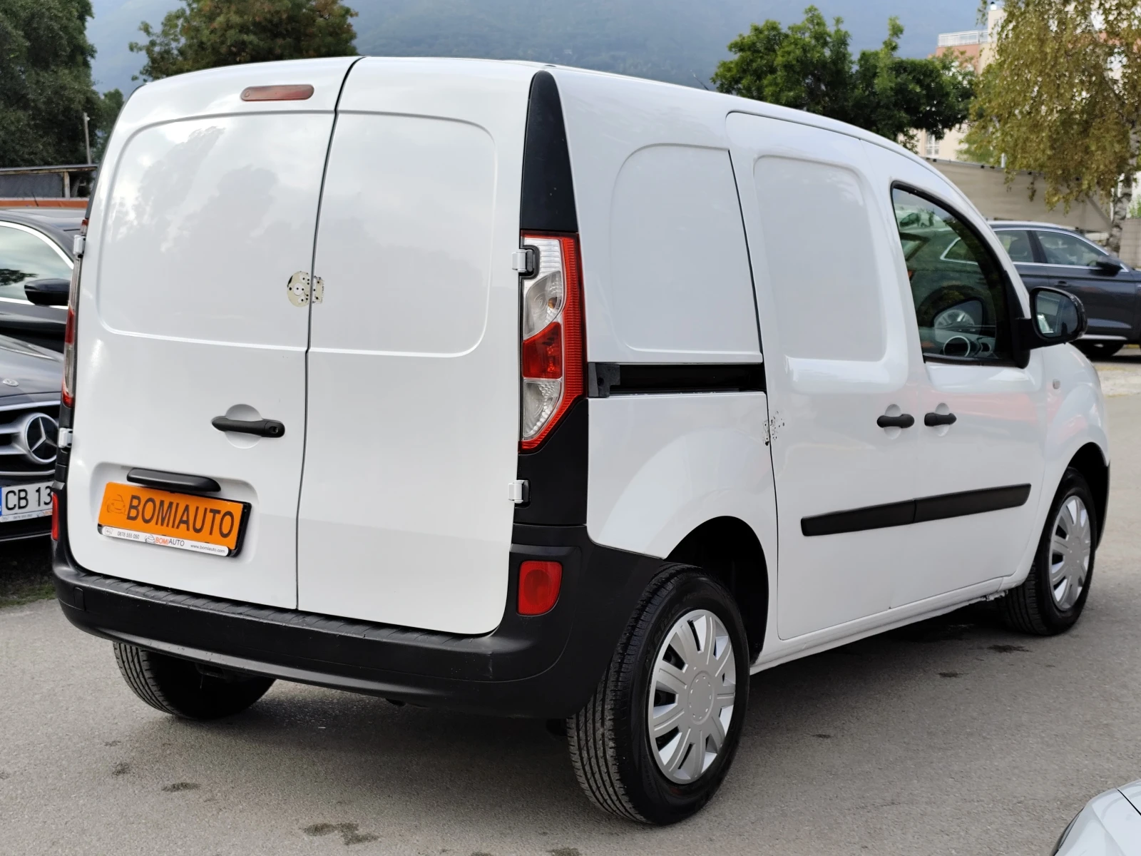 Renault Kangoo 1.5DCi* EURO5B* N1* 2 MECTA* KLIMA* , снимка 4 - Автомобили и джипове - 56038128