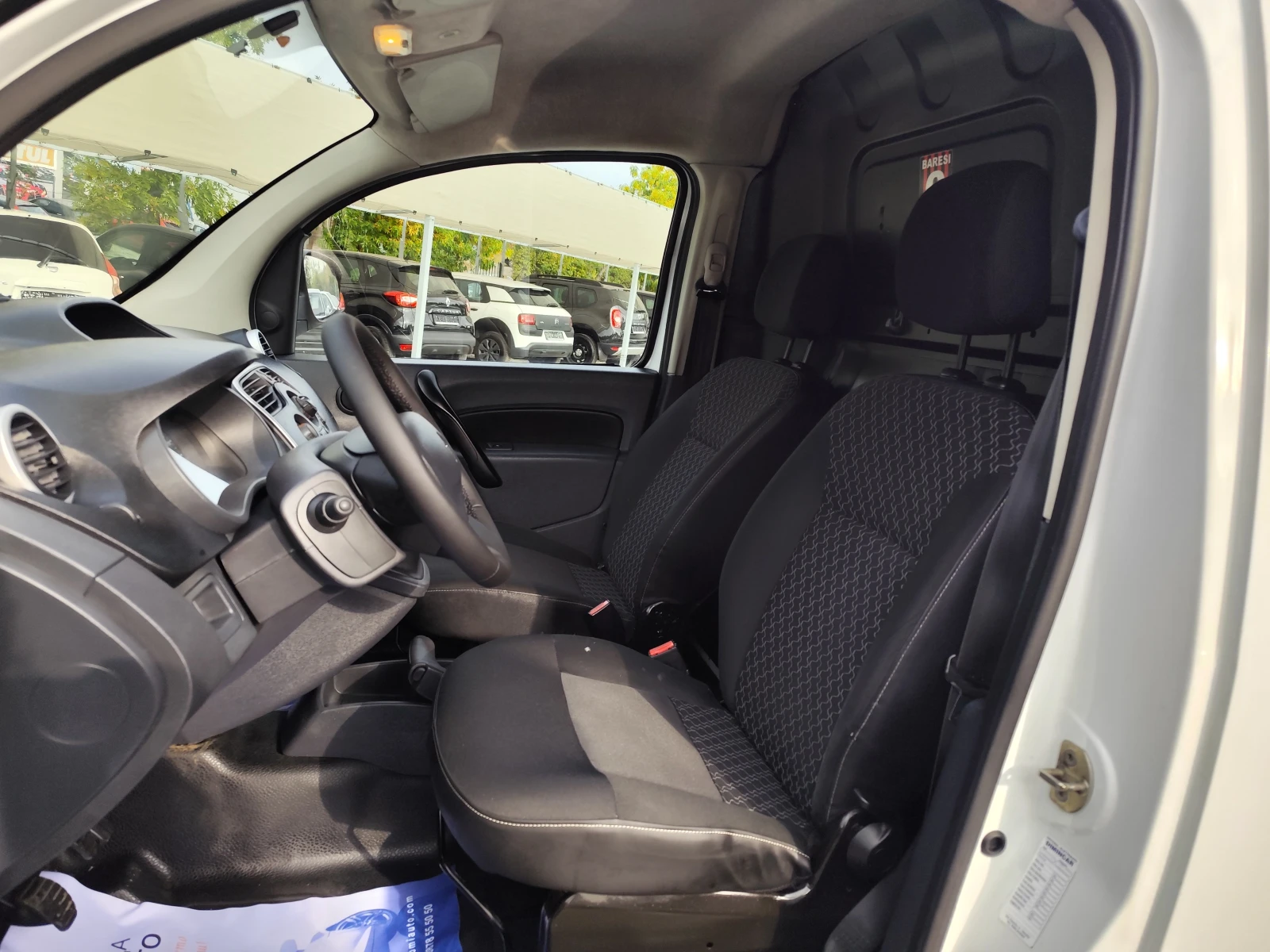 Renault Kangoo 1.5DCi* EURO5B* N1* 2 MECTA* KLIMA* , снимка 7 - Автомобили и джипове - 56038128