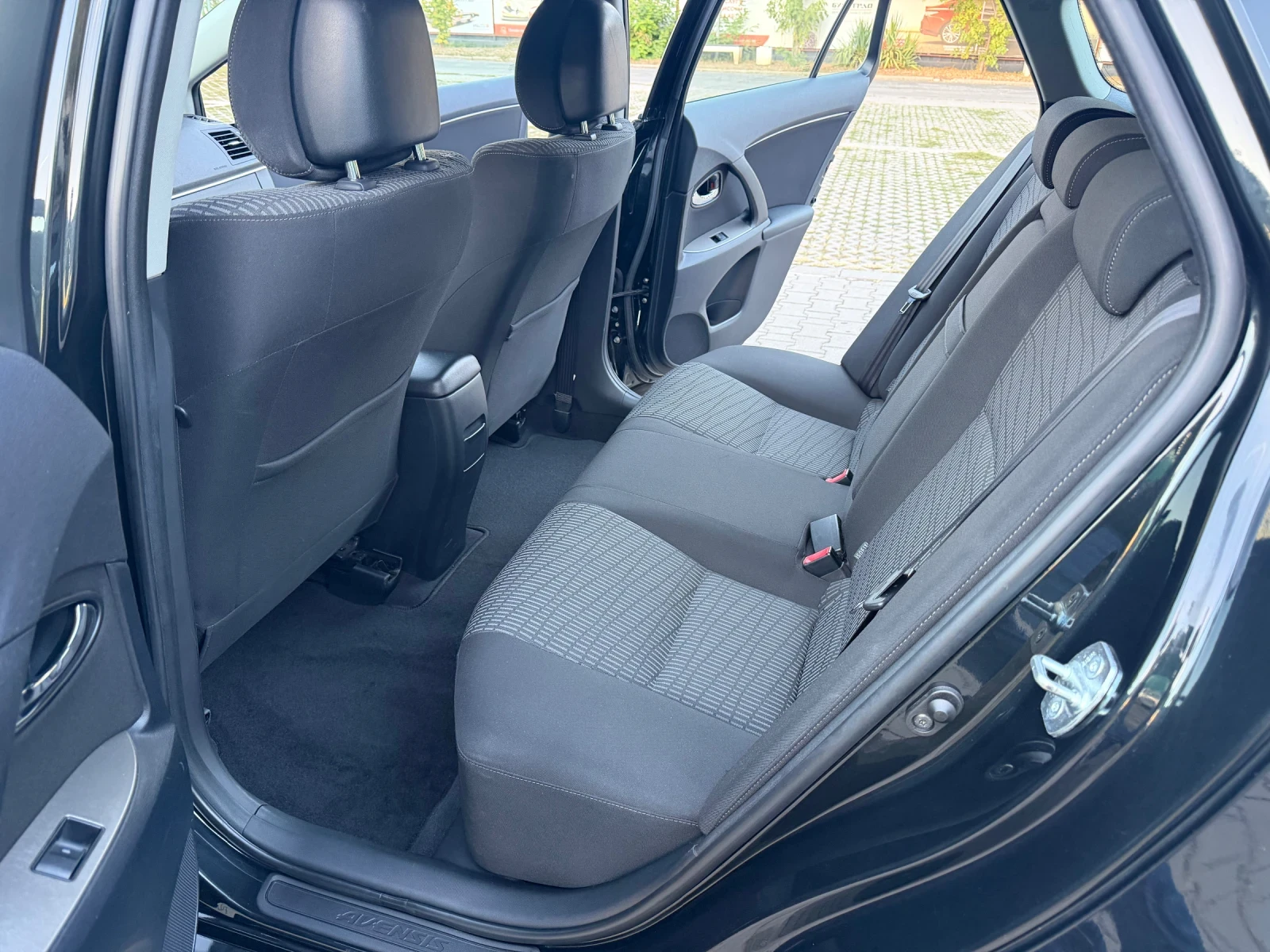 Toyota Avensis 2.0i   ��� ��������� !!!   | Mobile.bg � ����������� 11
