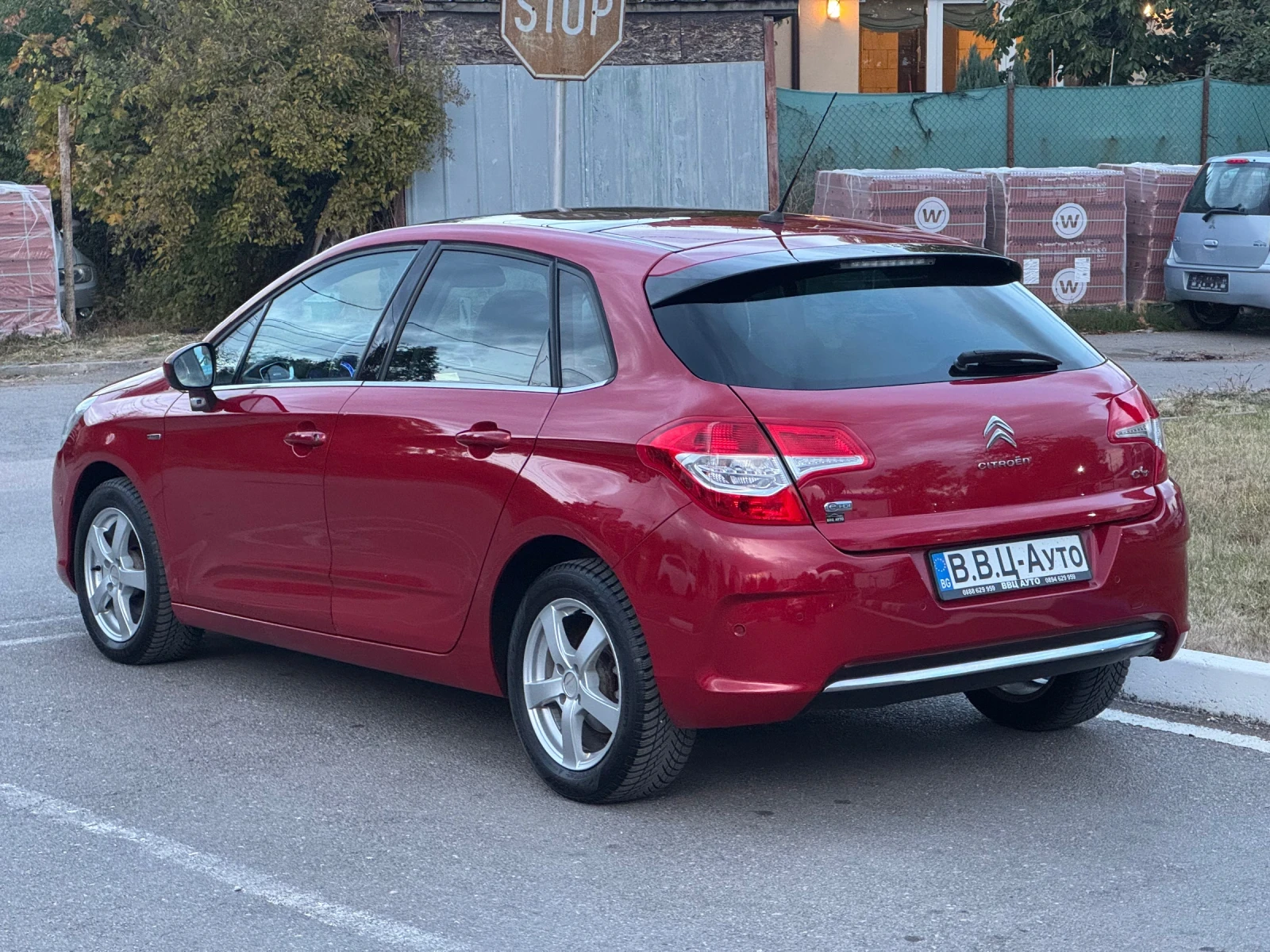 Citroen C4 1.6e-HDi, снимка 5 - Автомобили и джипове - 56602286