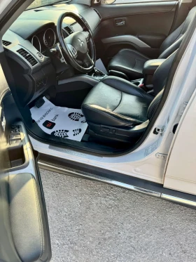 Обява за продажба на Mitsubishi Outlander 2.2 DI-D, АВТОМАТ, 4Х4, НАВИГАЦИЯ, 7 МЕСТА, FULL  ~13 400 лв. - изображение 7
