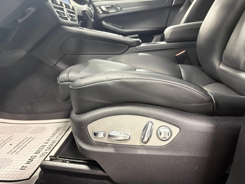 Porsche Macan * AWD * CARFAX * ЦЕНА ДО БГ, снимка 16 - Автомобили и джипове - 53050701