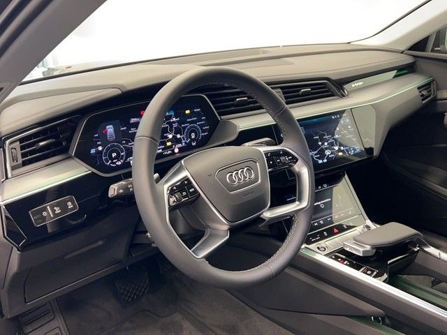 Audi Q8 50 E-TRON/ SPORTBACK/ QUATTRO/ MATRIX/ LIFT/ CAM/, снимка 9 - Автомобили и джипове - 41932893