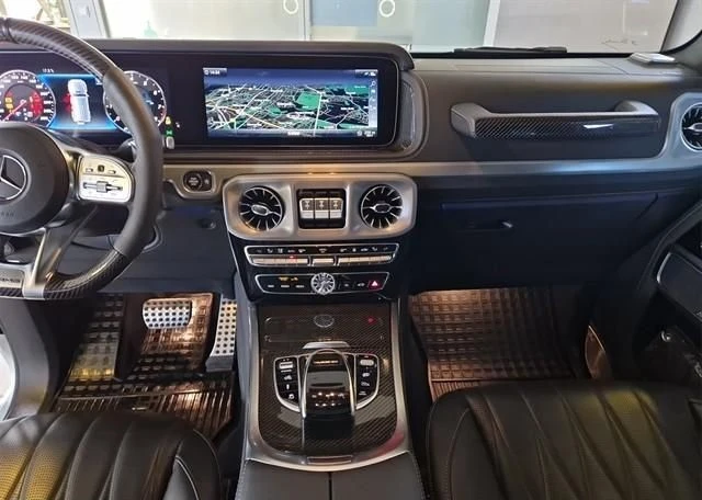 Mercedes-Benz G 63 AMG / 4-MATIC/CARBON/ EXCLUSIV/ 360/BURM/MULTIBEAM/ 22, снимка 11 - Автомобили и джипове - 49205132