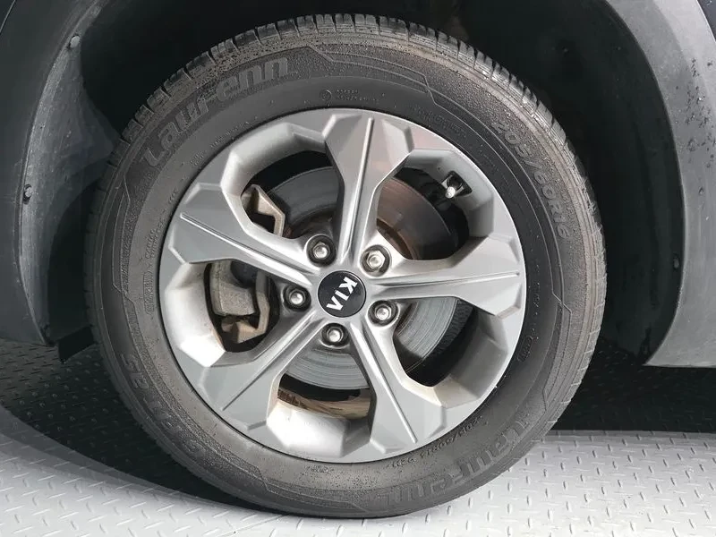 Kia Seltos 1.6 Turbo 4Wd Trendy, снимка 5 - Автомобили и джипове - 55560124