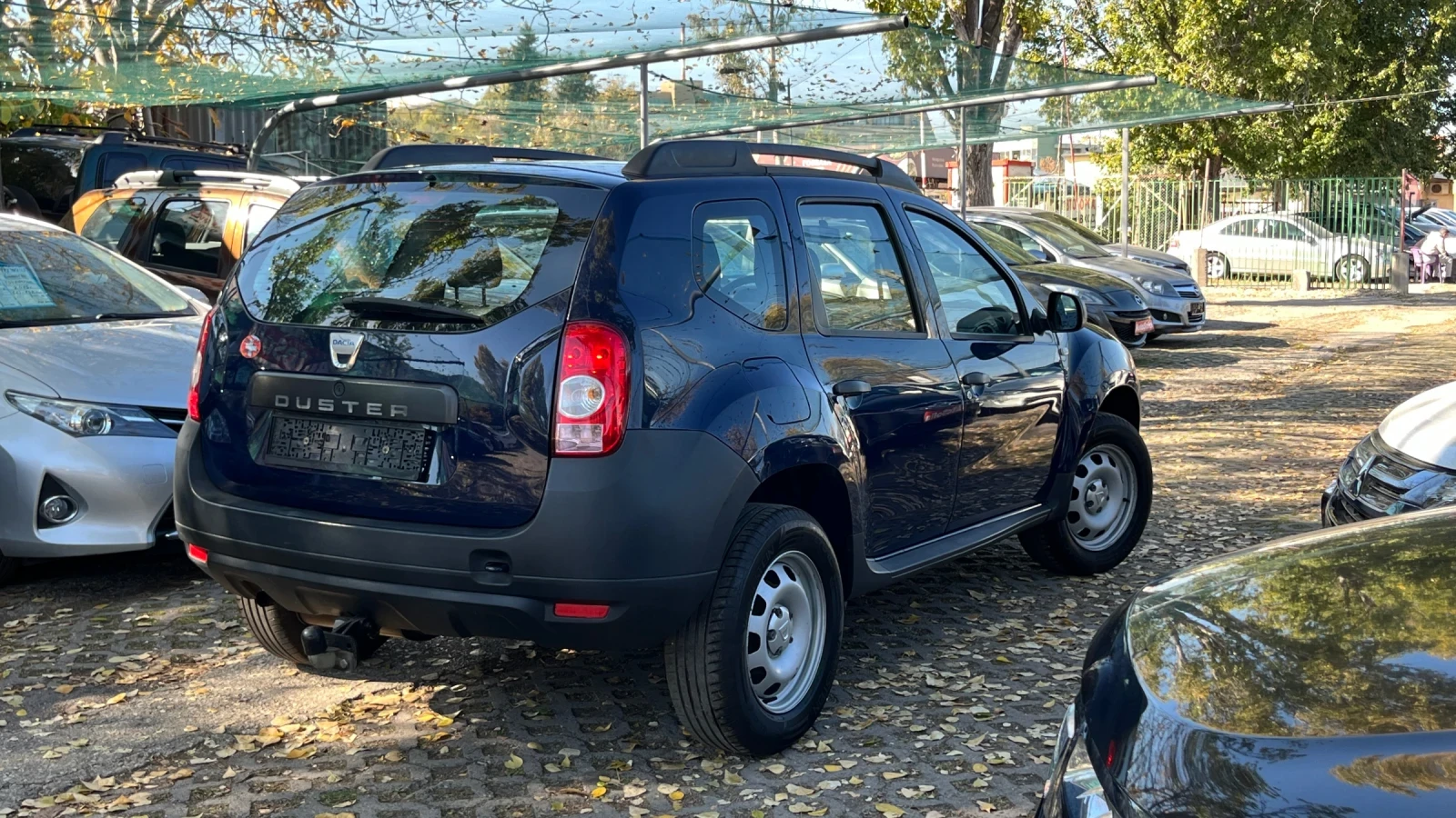 Dacia Duster 1.6i 4x4 6скорости - изображение 5